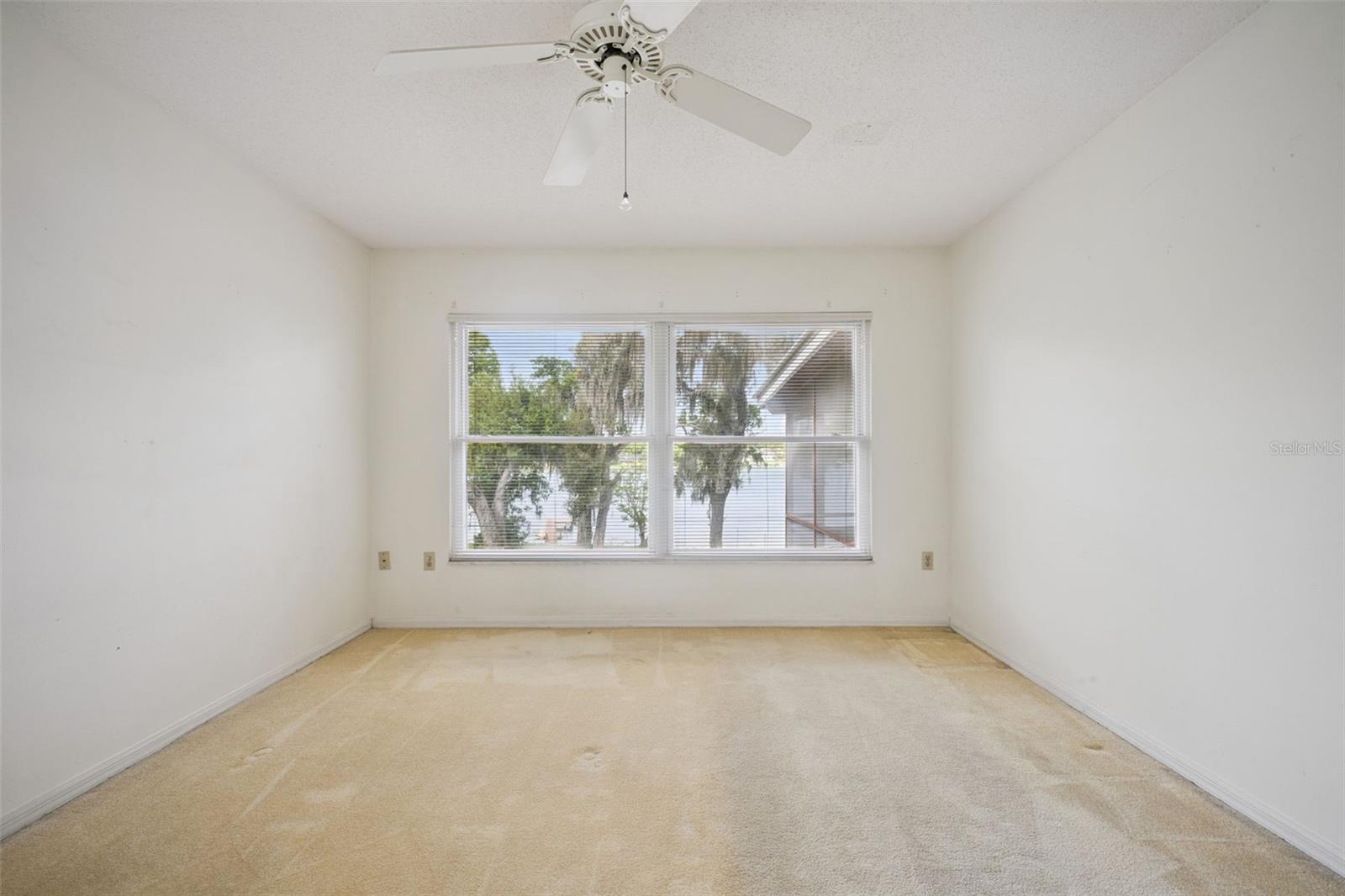 2874 E CROOKED LAKE DR, EUSTIS, FL, 32726