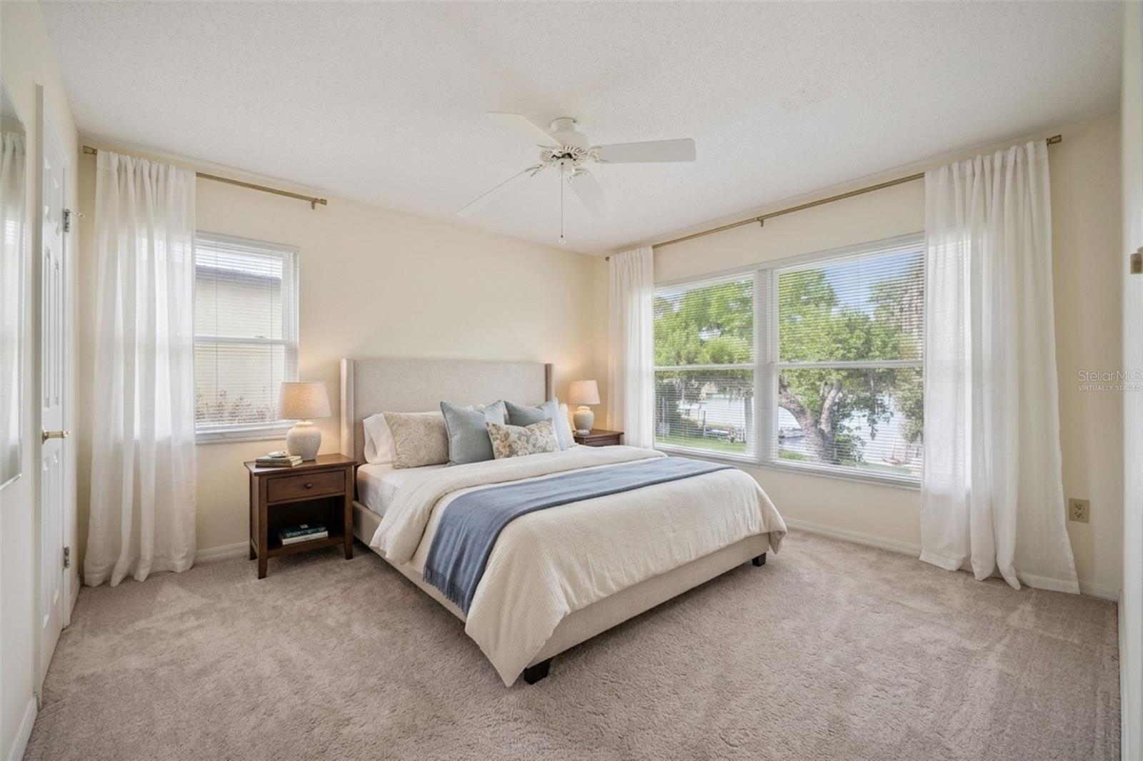 2874 E CROOKED LAKE DR, EUSTIS, FL, 32726