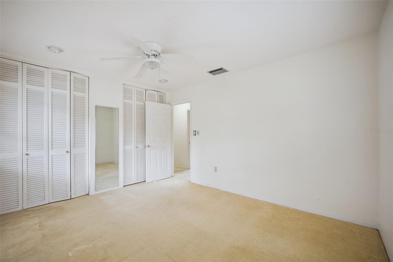2874 E CROOKED LAKE DR, EUSTIS, FL, 32726