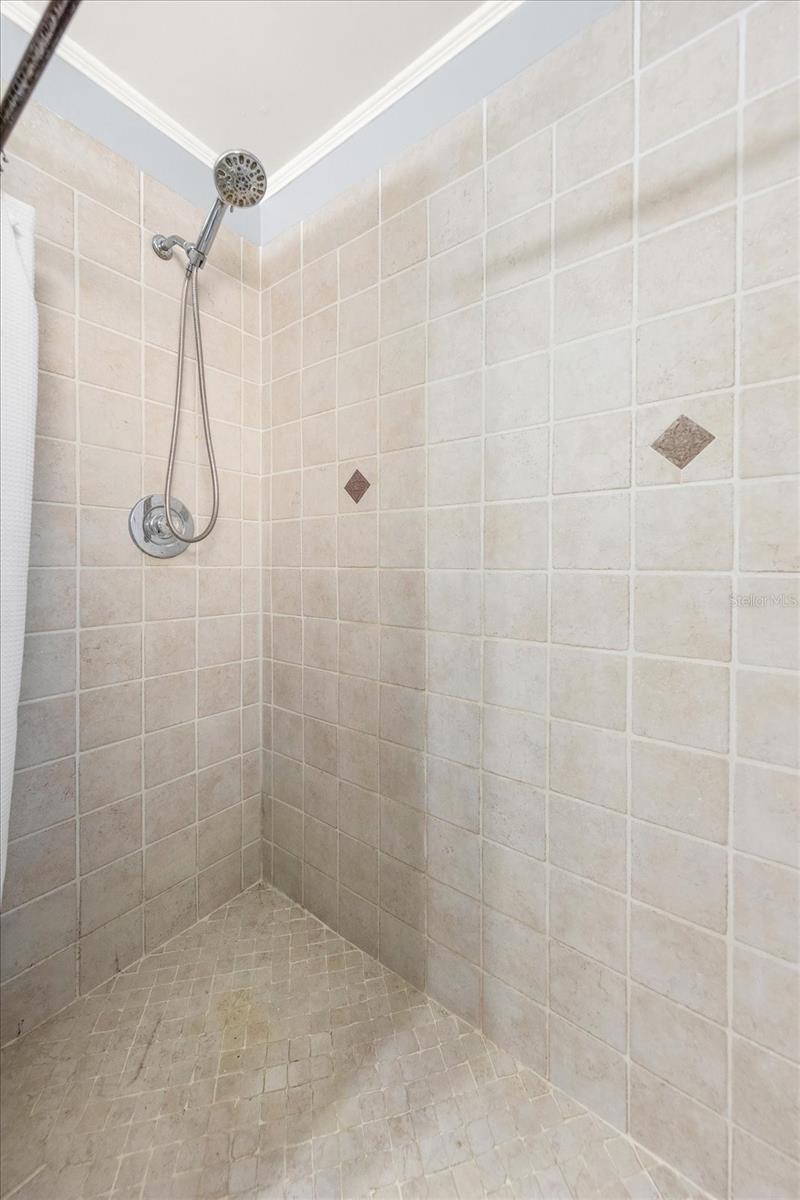 611 11TH ST NW, LARGO, FL, 33770