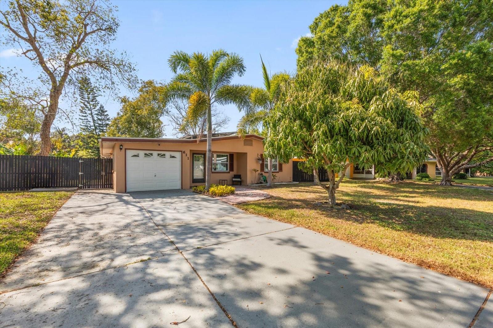 611 11TH ST NW, LARGO, FL, 33770