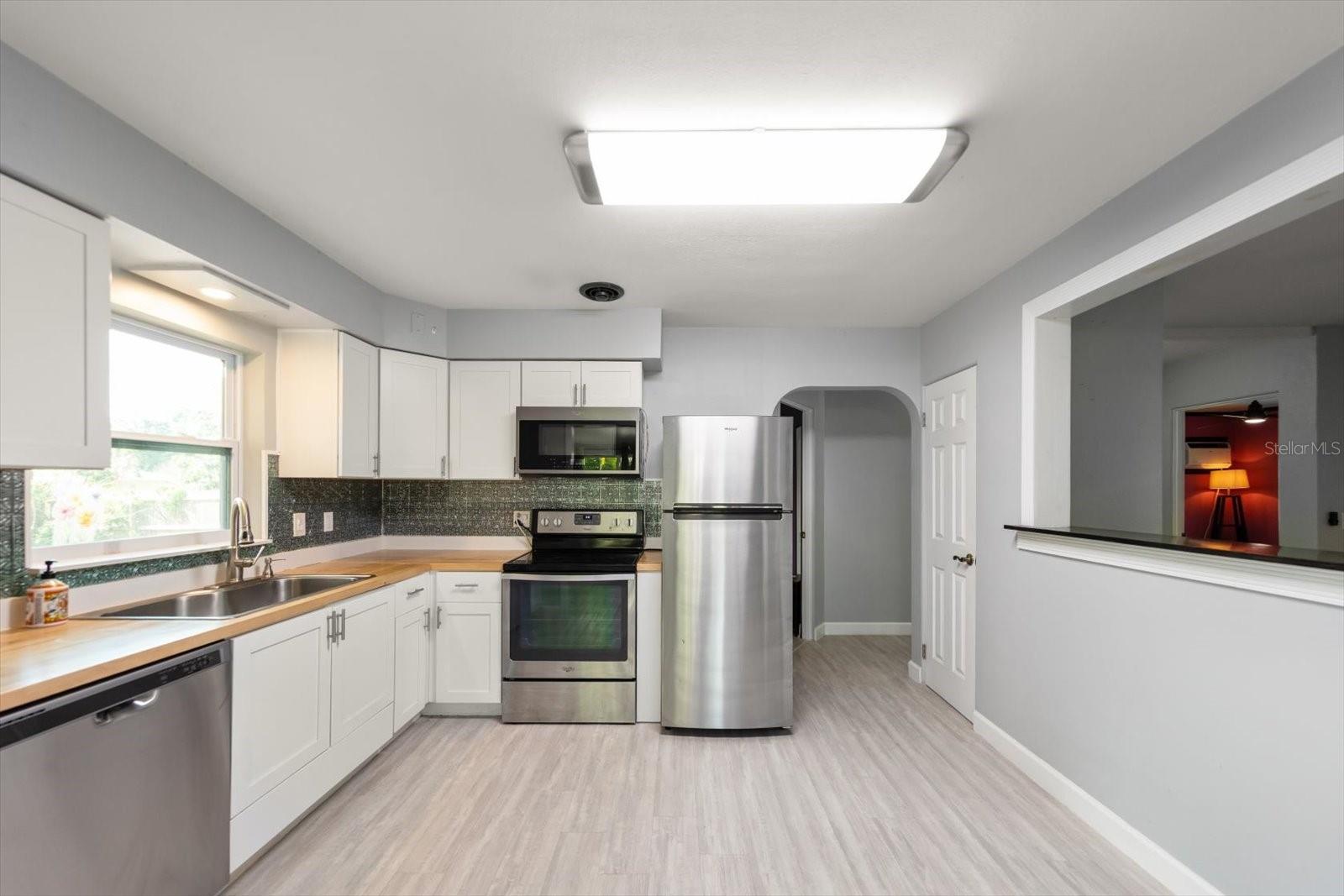 611 11TH ST NW, LARGO, FL, 33770