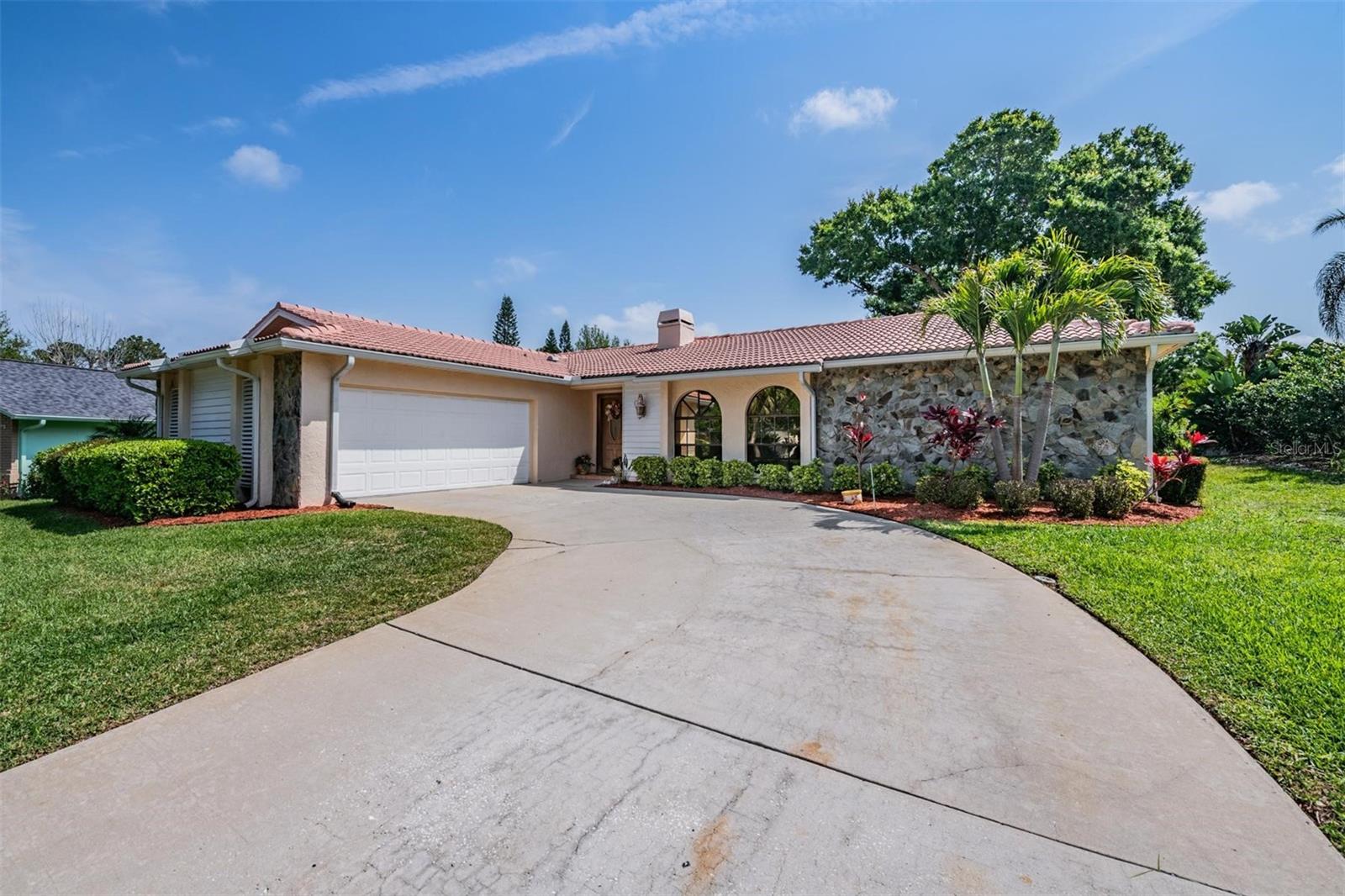 589 ALLENS RIDGE DR E, PALM HARBOR, FL, 34683