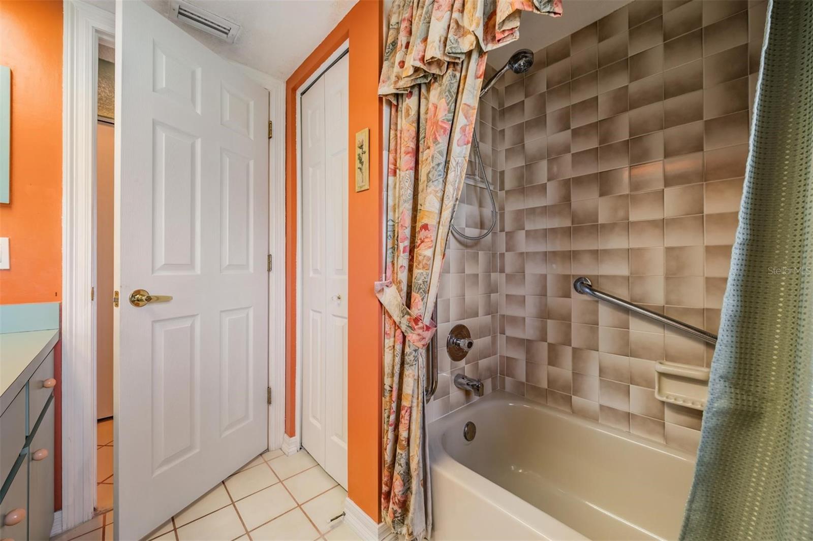 589 ALLENS RIDGE DR E, PALM HARBOR, FL, 34683