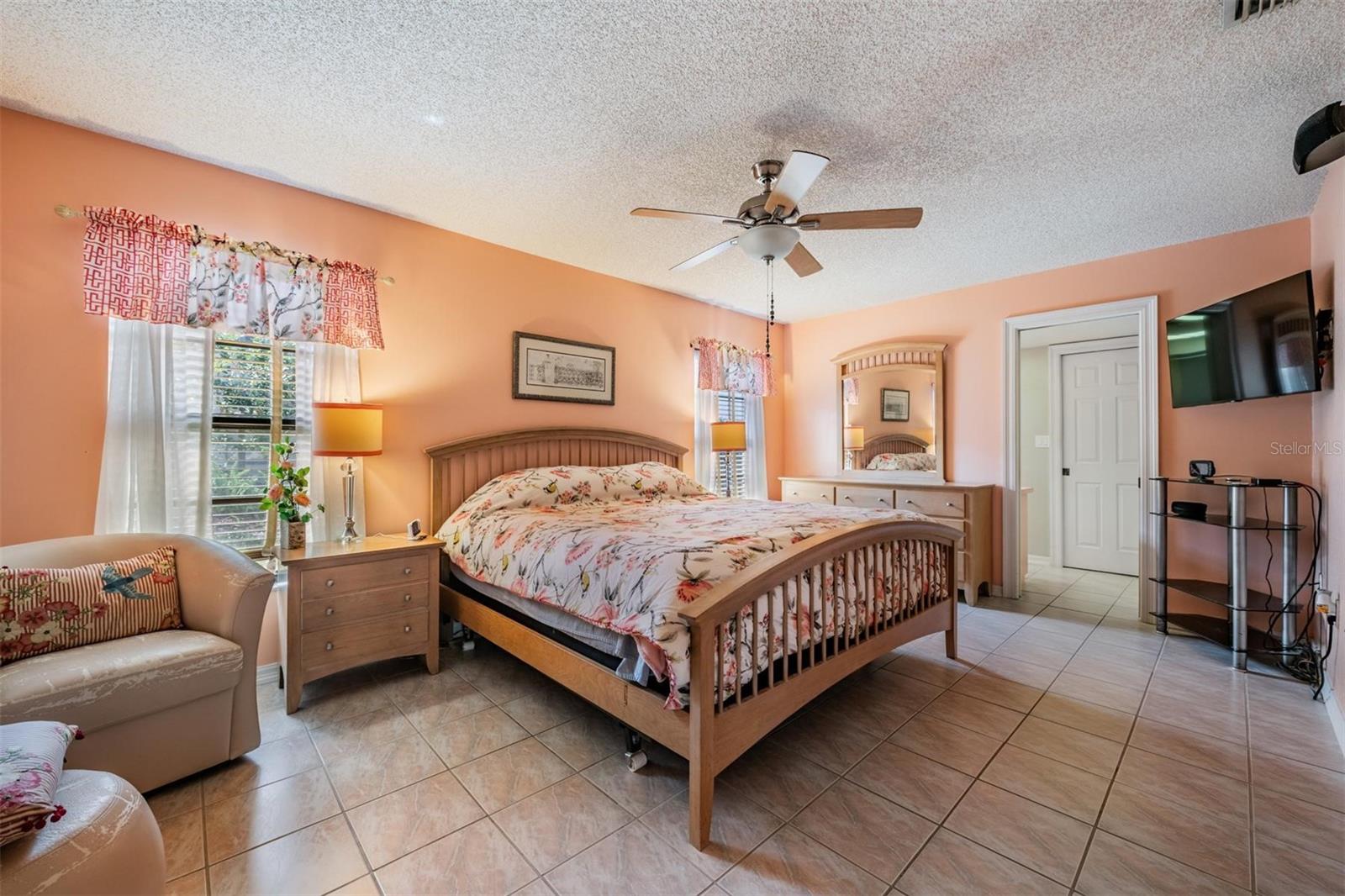589 ALLENS RIDGE DR E, PALM HARBOR, FL, 34683