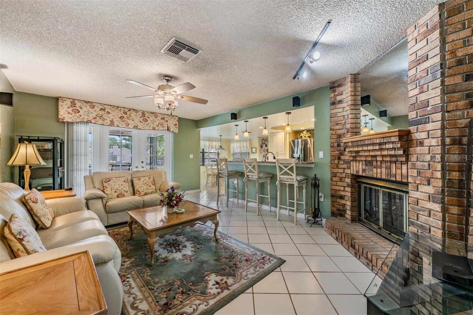 589 ALLENS RIDGE DR E, PALM HARBOR, FL, 34683