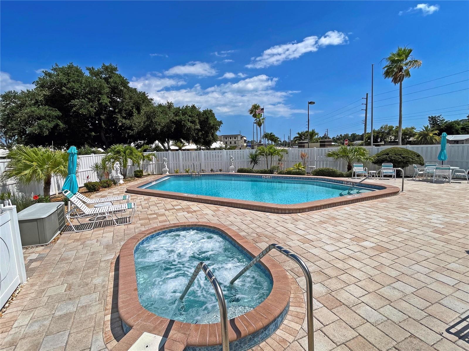 137 DRIFTING SANDS DR, VENICE, FL, 34293