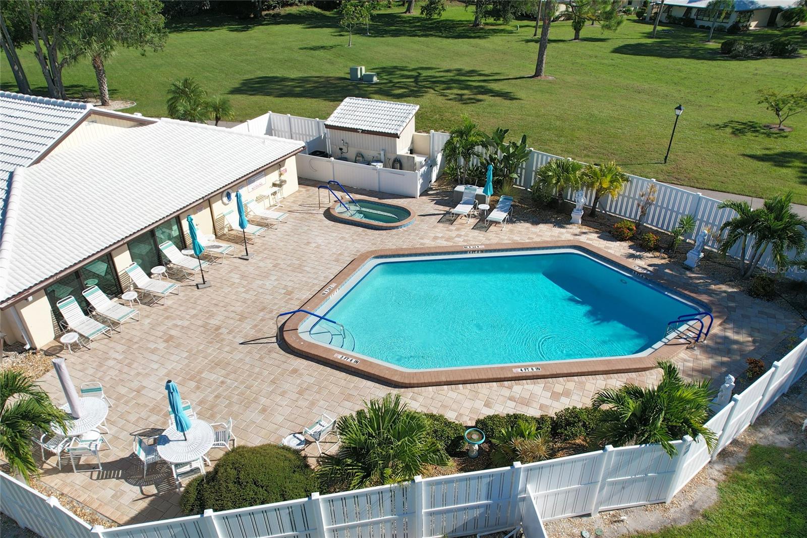 137 DRIFTING SANDS DR, VENICE, FL, 34293