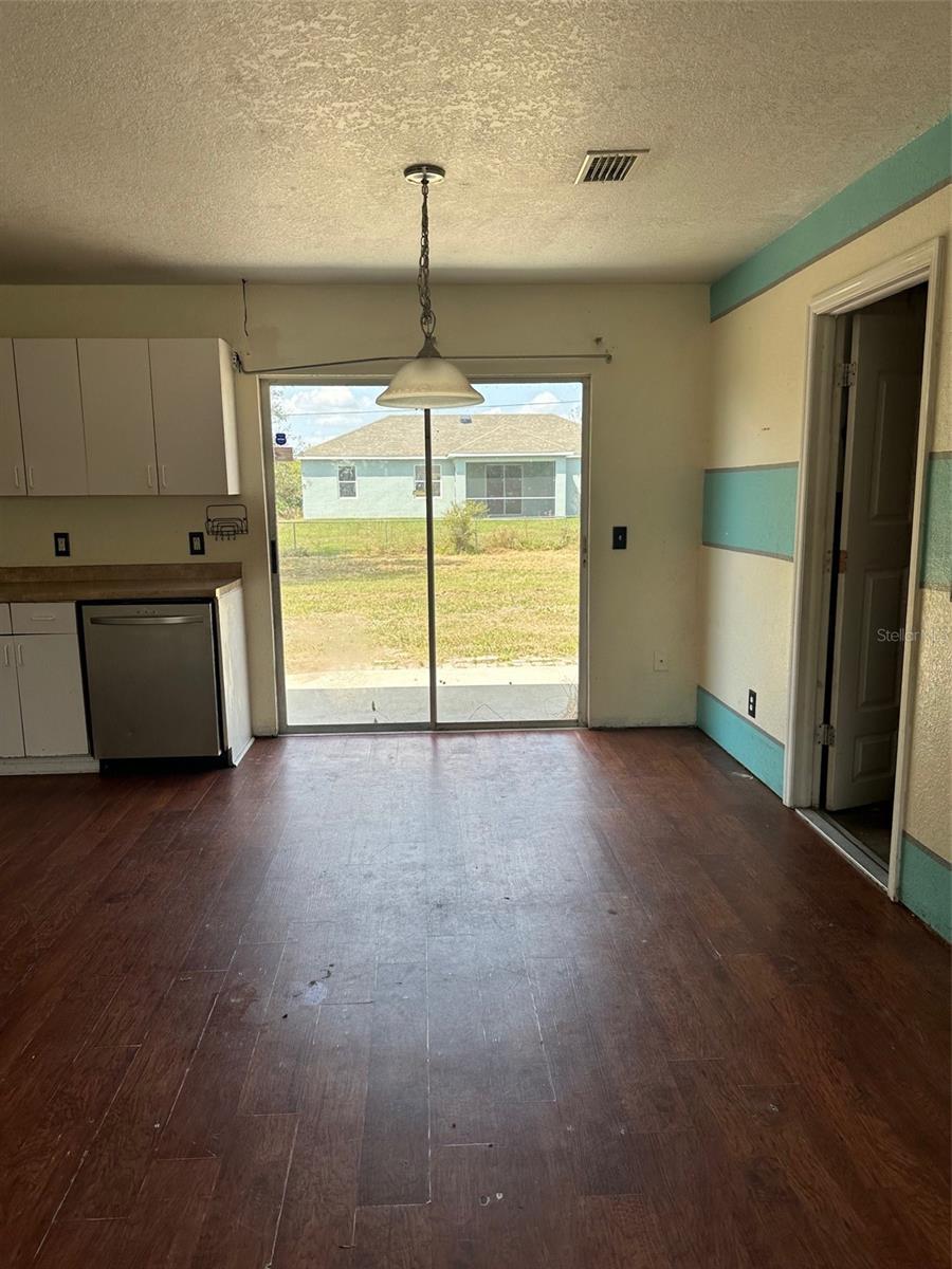 463 THERESA BLVD, PORT CHARLOTTE, FL, 33954