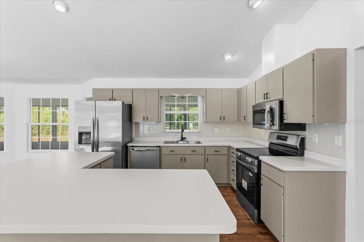 957 NE 354TH AVE, OLD TOWN, FL, 32680