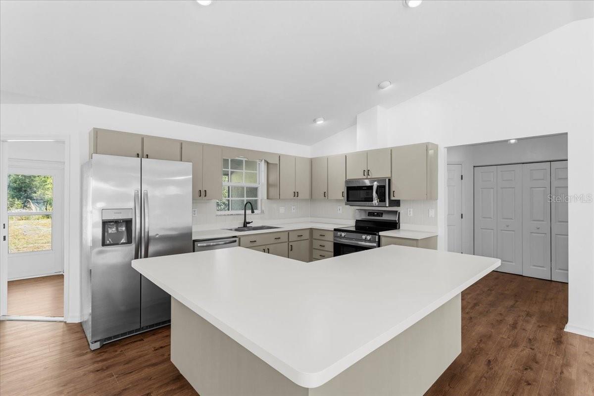 957 NE 354TH AVE, OLD TOWN, FL, 32680