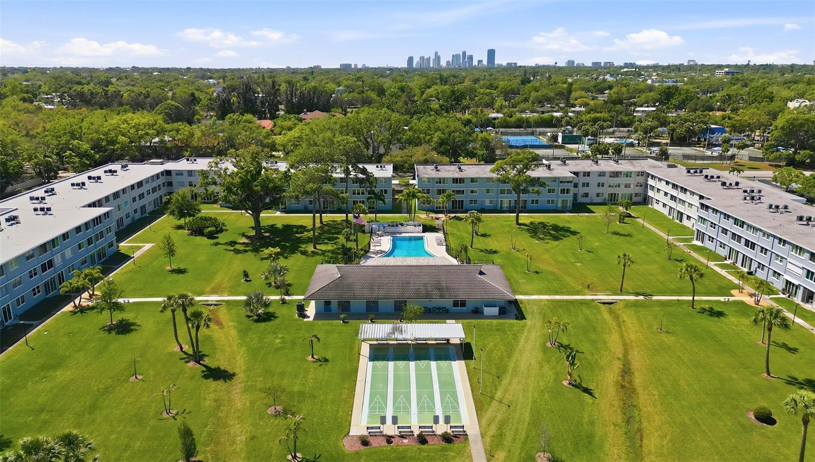 4895 BAY ST NE #207, ST PETERSBURG, FL, 33703