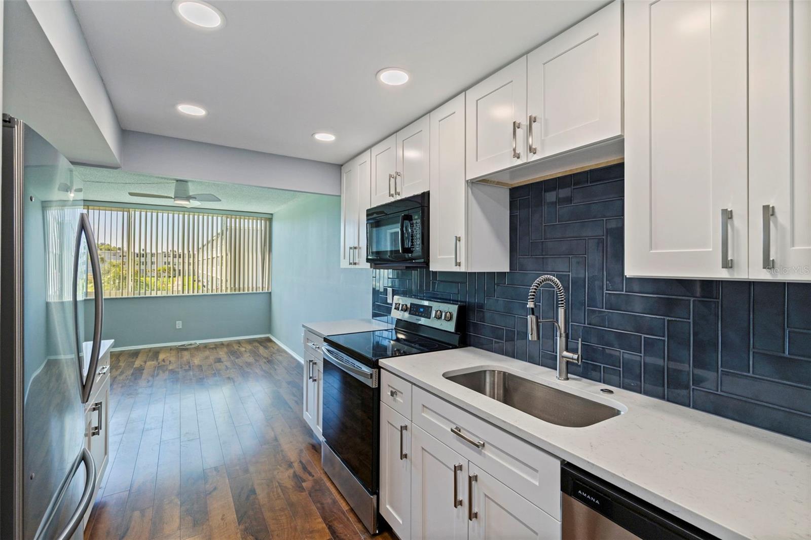 4895 BAY ST NE #207, ST PETERSBURG, FL, 33703