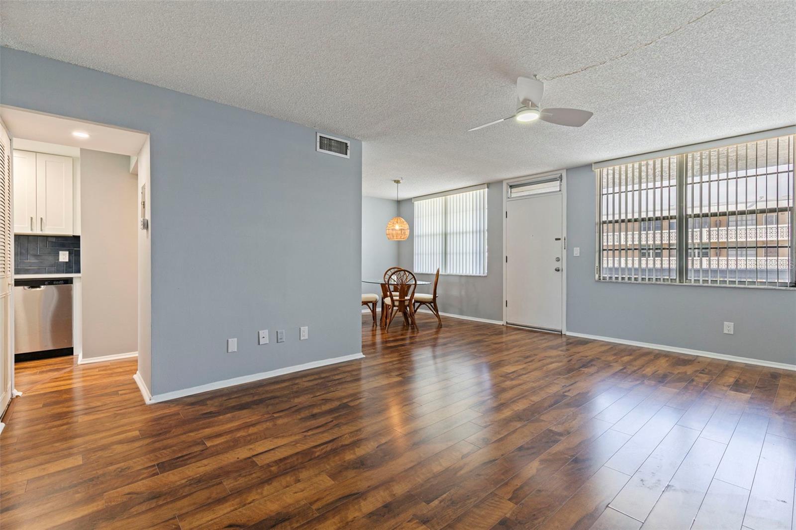 4895 BAY ST NE #207, ST PETERSBURG, FL, 33703