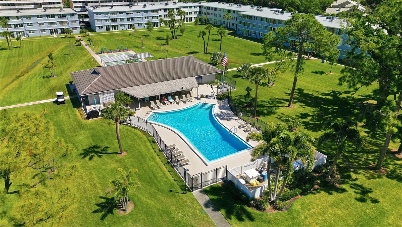 4895 BAY ST NE #207, ST PETERSBURG, FL, 33703