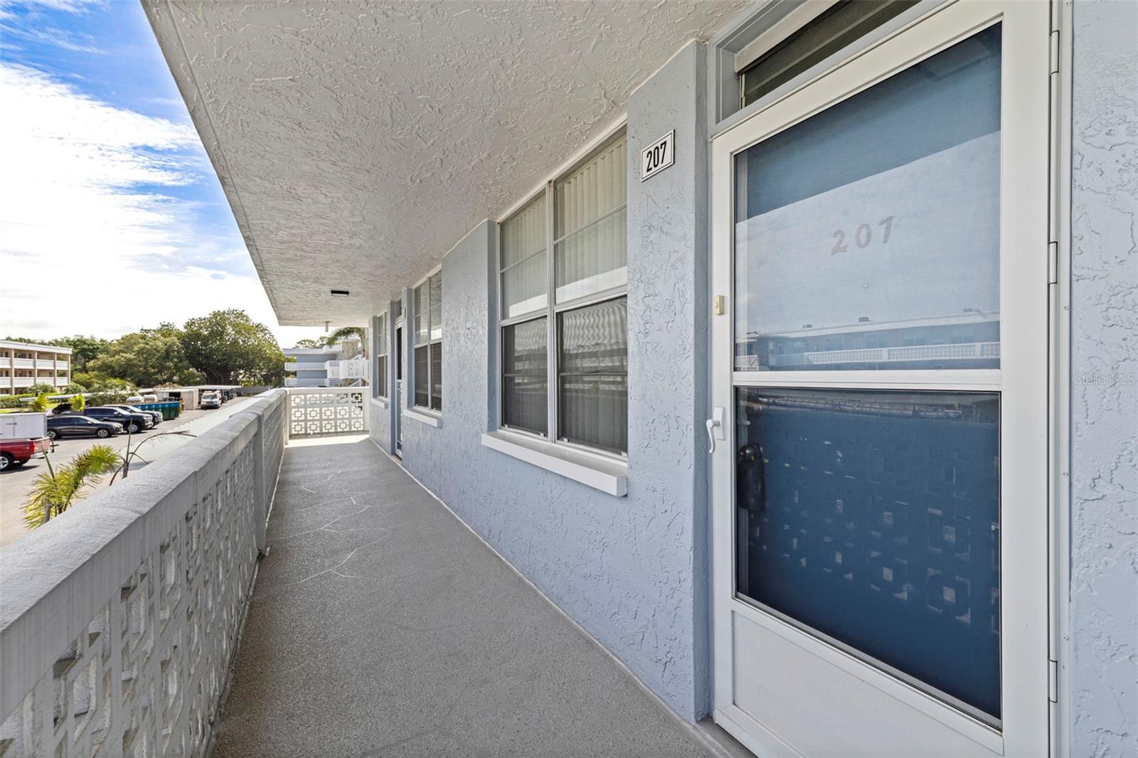 4895 BAY ST NE #207, ST PETERSBURG, FL, 33703