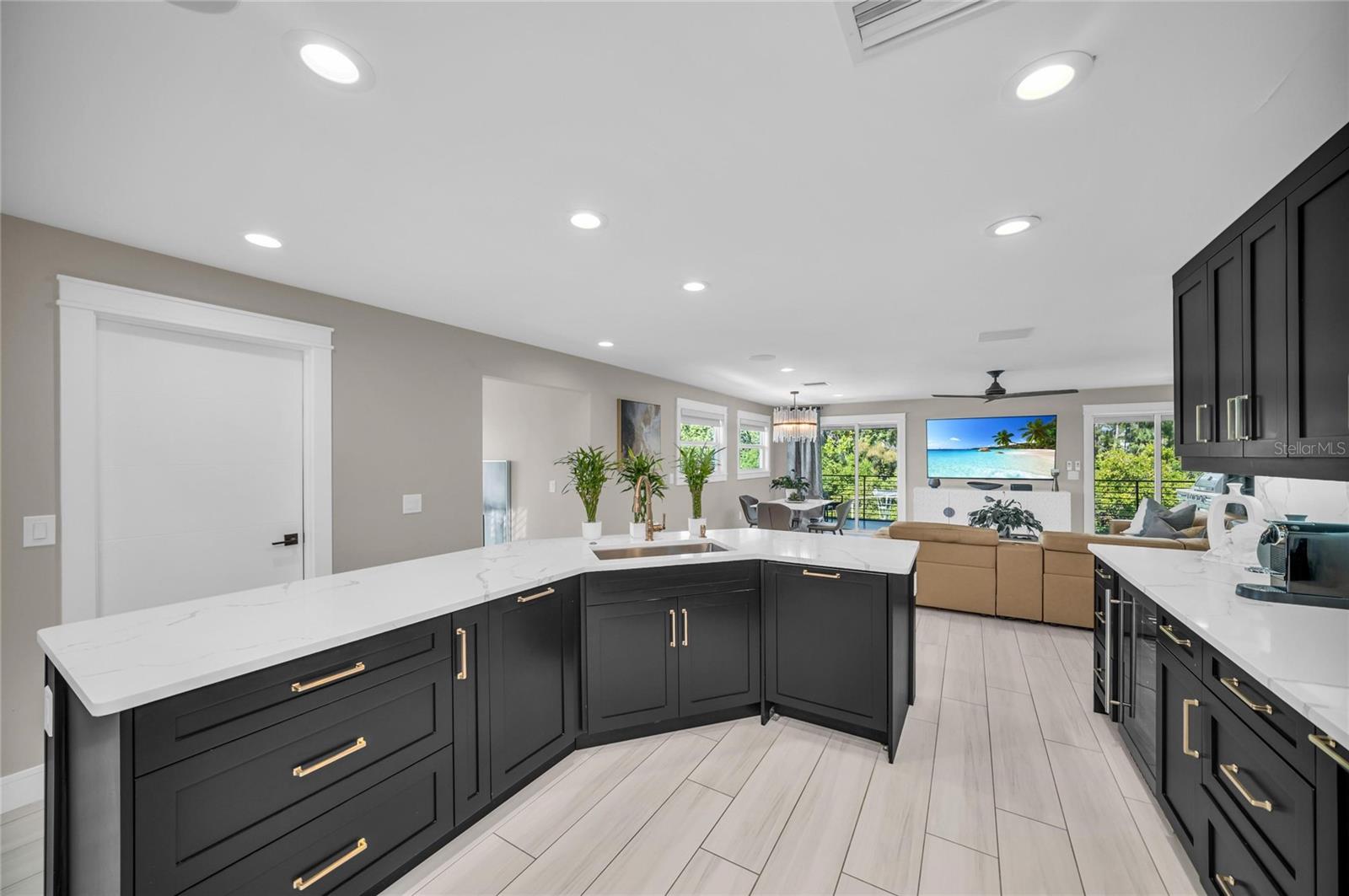7149 LONGBOAT DR N, LONGBOAT KEY, FL, 34228