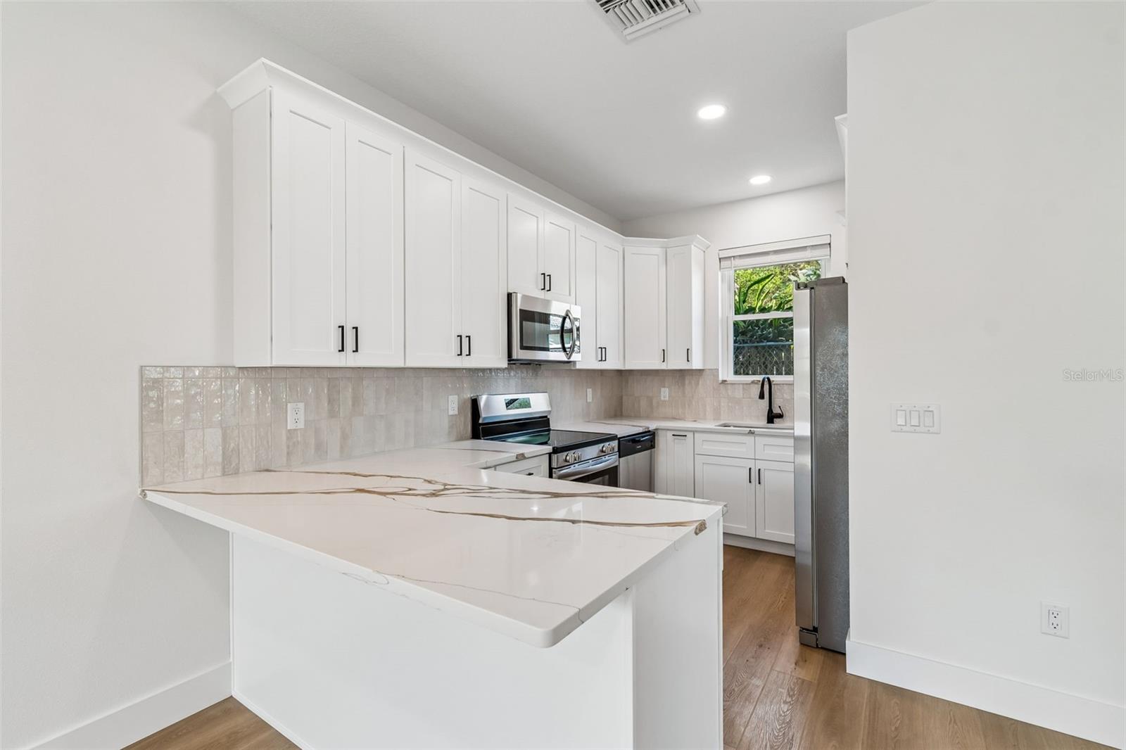 2844 30TH AVE N, ST PETERSBURG, FL, 33713