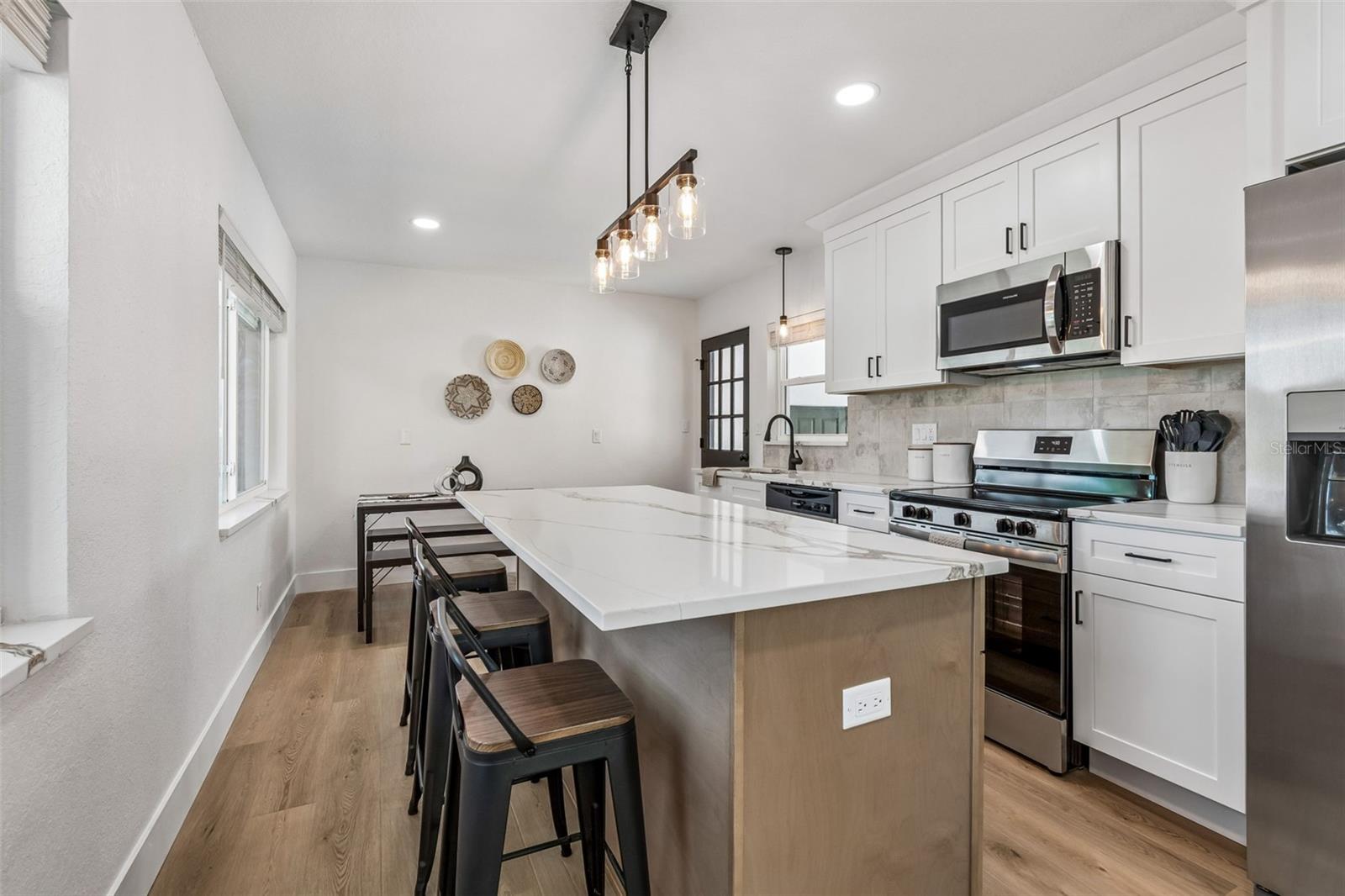 2844 30TH AVE N, ST PETERSBURG, FL, 33713