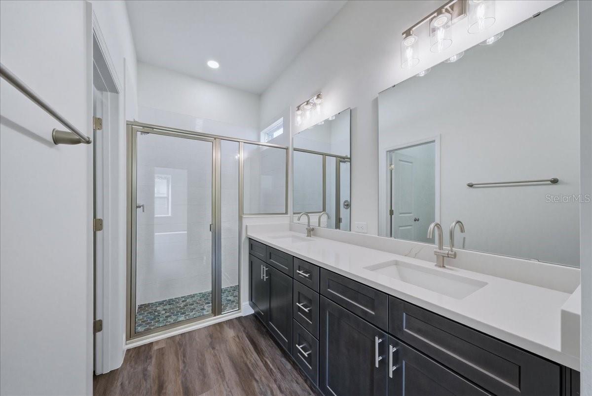 1302 MOSELLE AVE, ORLANDO, FL, 32807