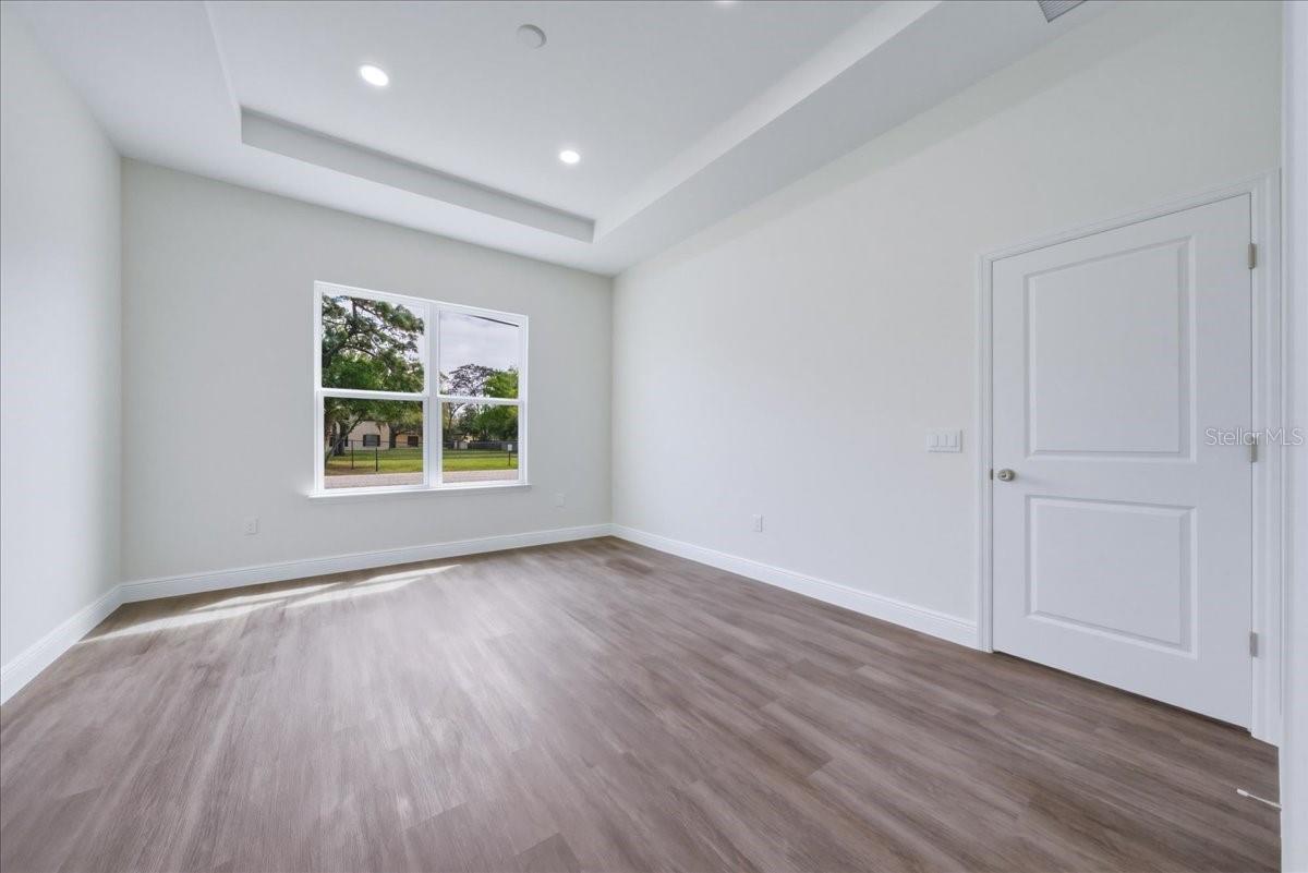 1302 MOSELLE AVE, ORLANDO, FL, 32807