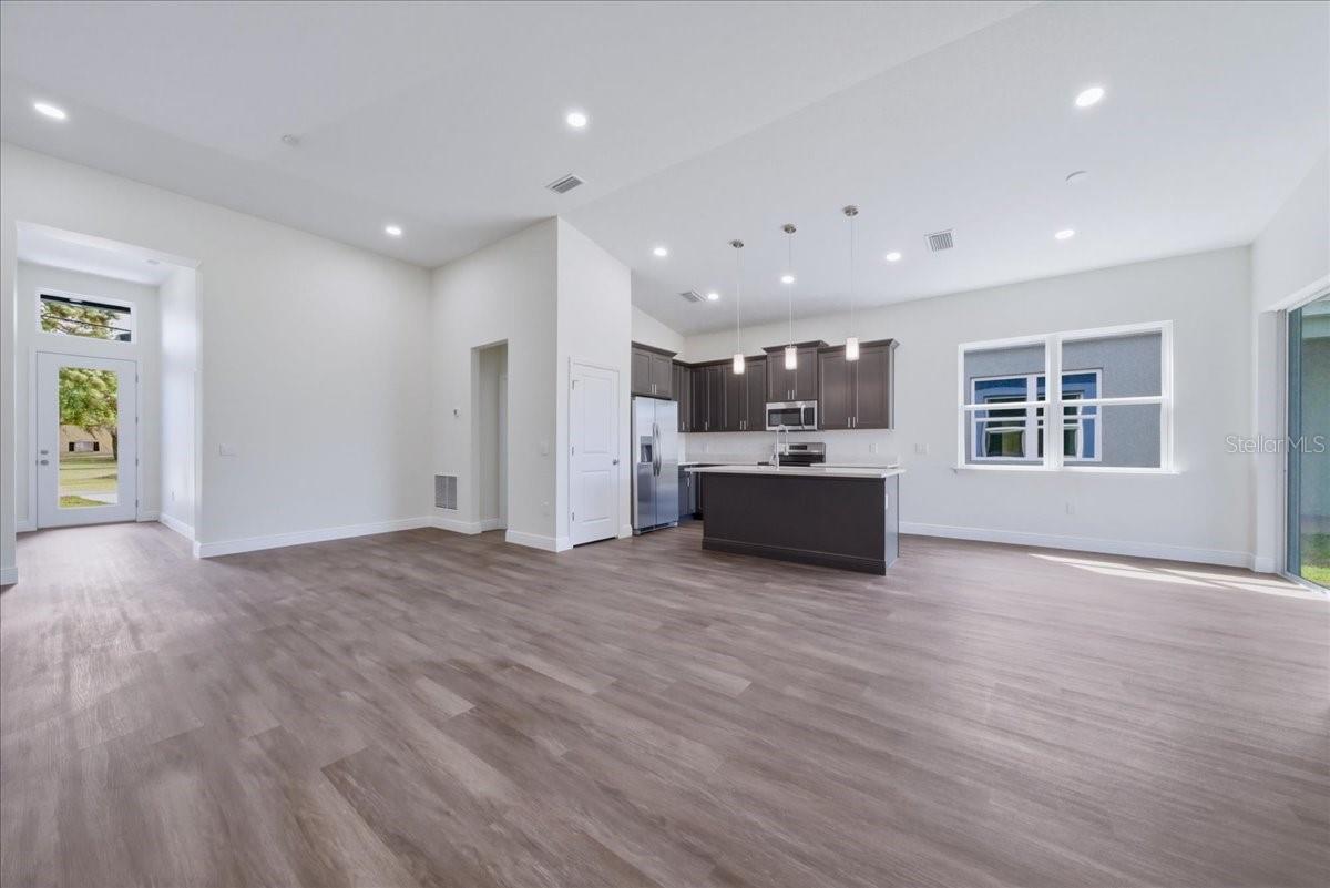 1302 MOSELLE AVE, ORLANDO, FL, 32807