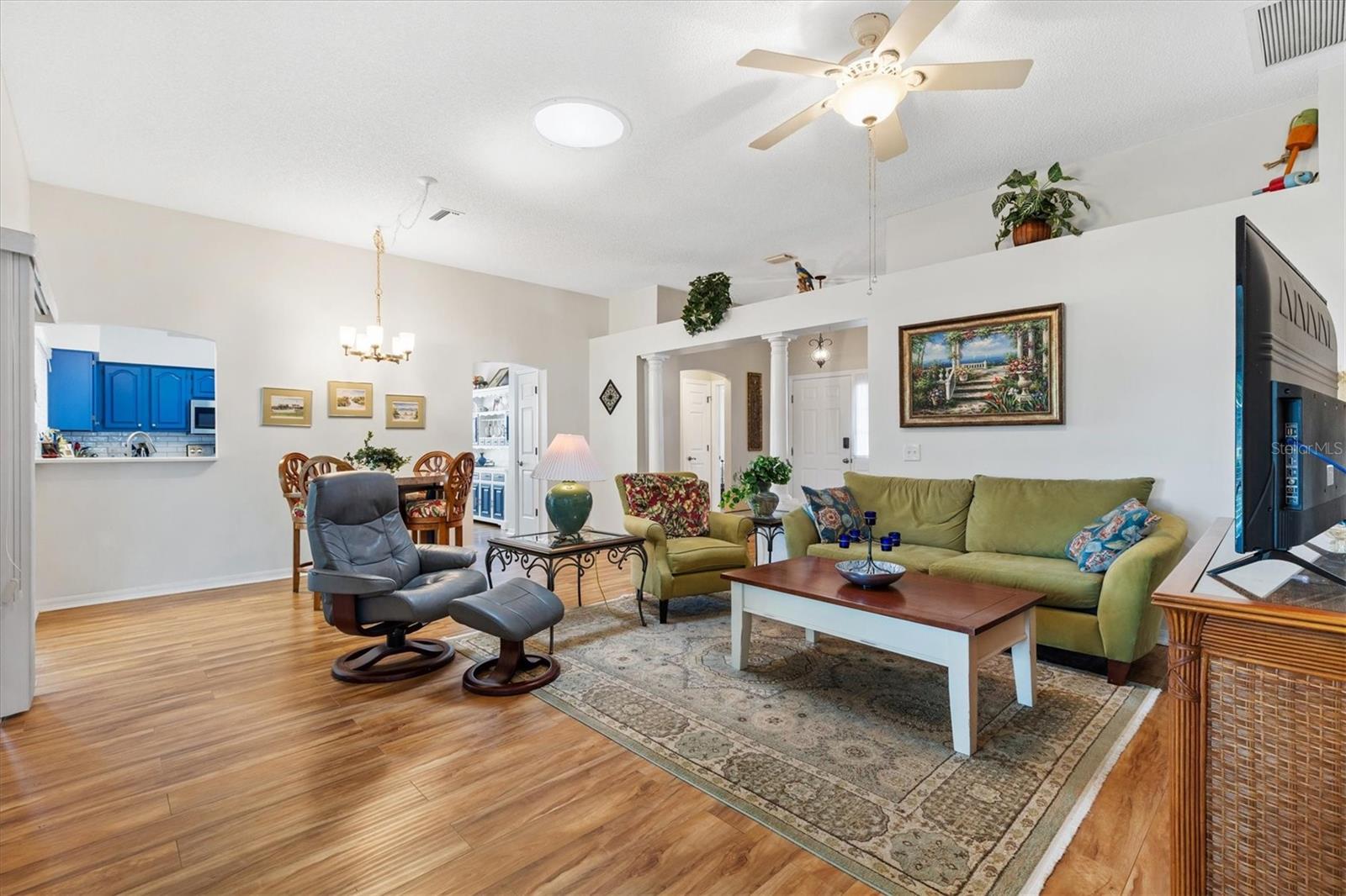 711 AGUA WAY, LADY LAKE, FL, 32159