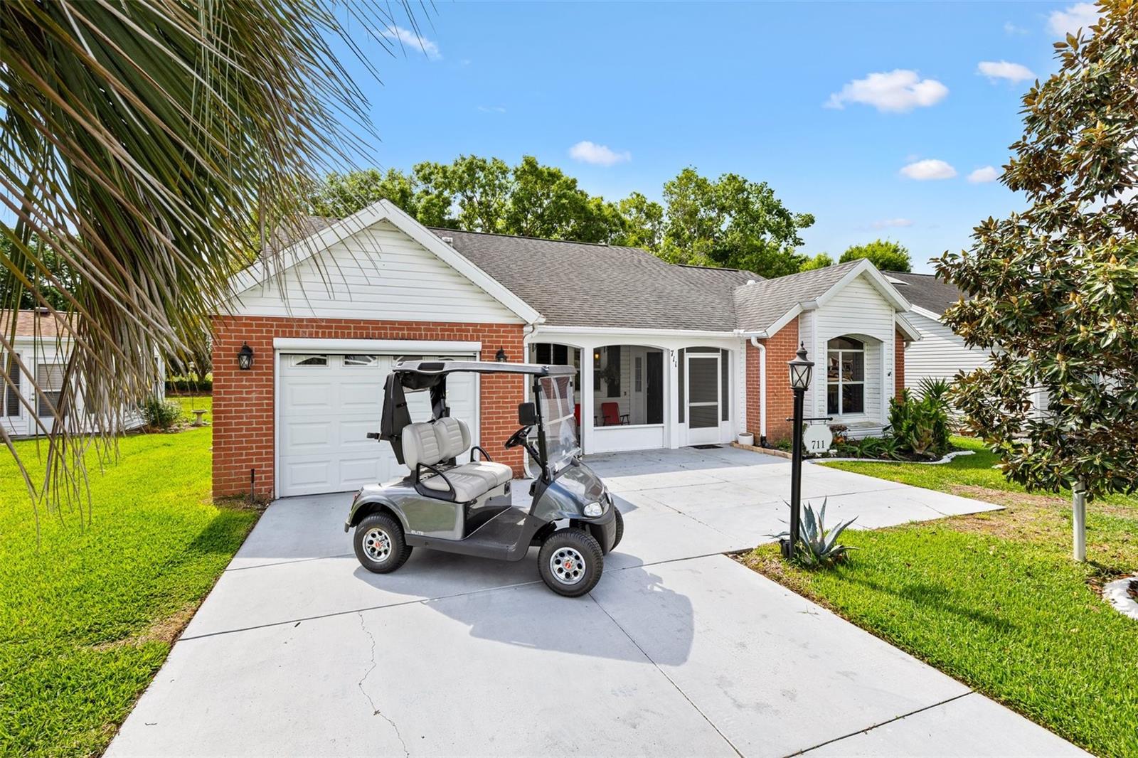 711 AGUA WAY, LADY LAKE, FL, 32159