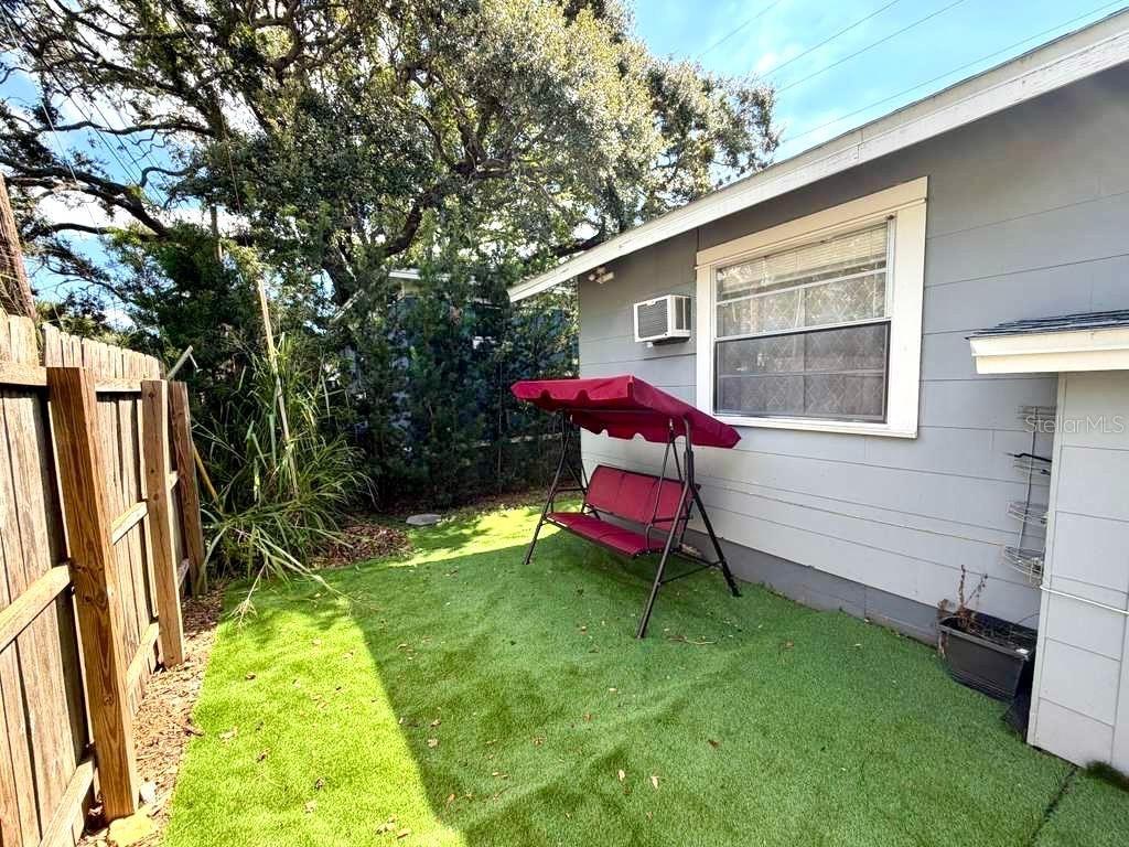 543 13TH AVE S #1/2, ST PETERSBURG, FL, 33713