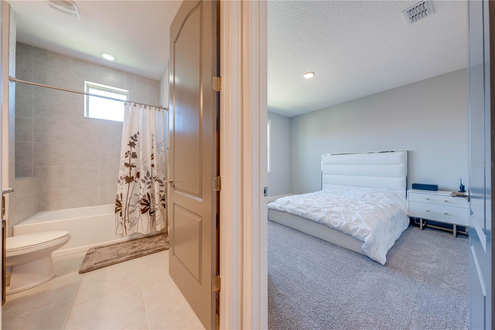 9406 MERE PKWY, ORLANDO, FL, 32832