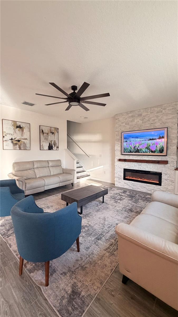 1187 OAK BLUFF DR, DAVENPORT, FL, 33837