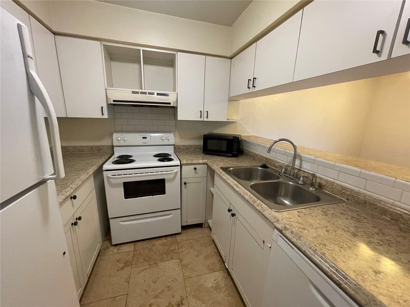 2735 SW 35 PL #1607, GAINESVILLE, FL, 32608