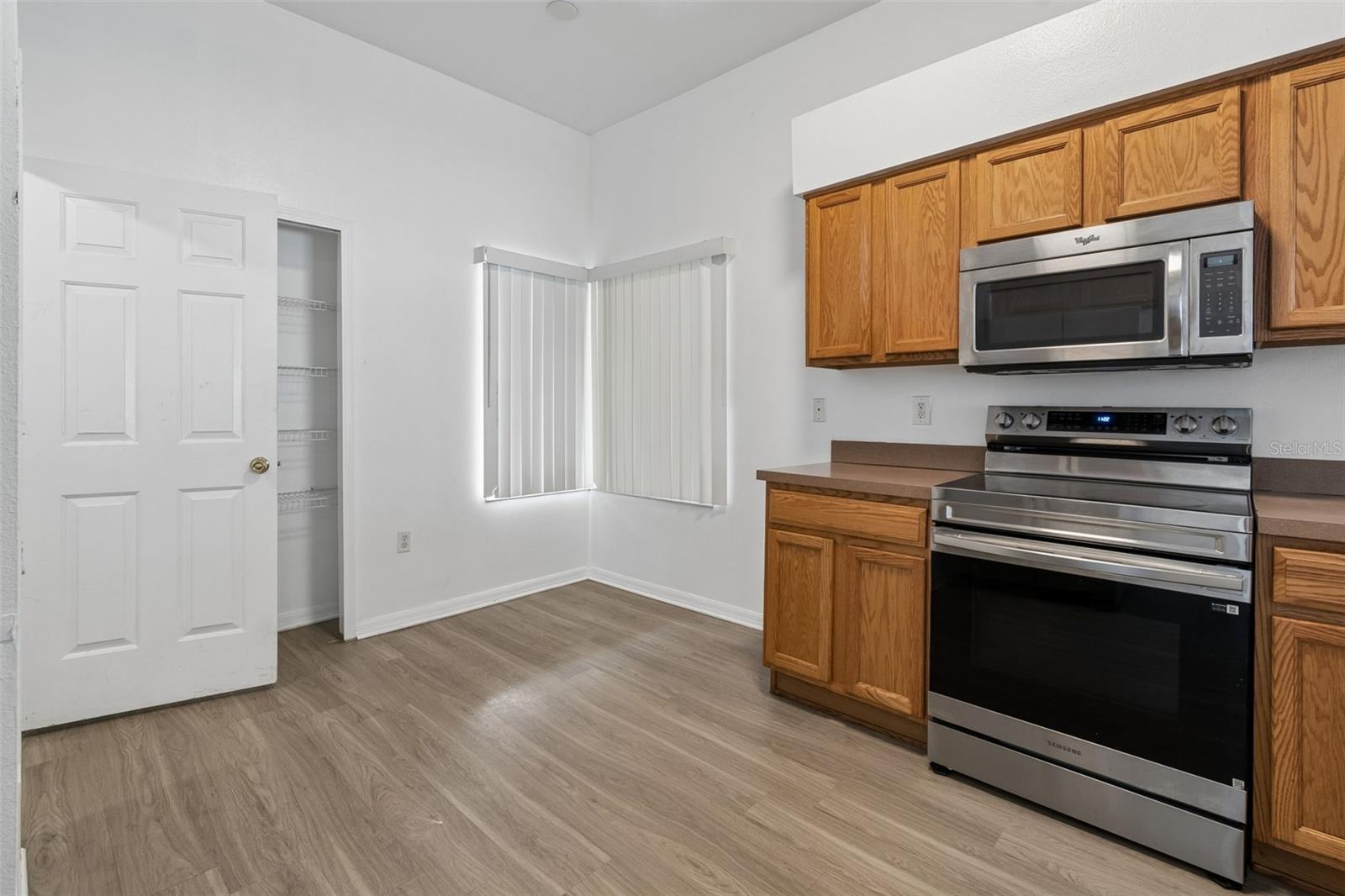 7643 WEEHAWKEN DR, ZEPHYRHILLS, FL, 33540