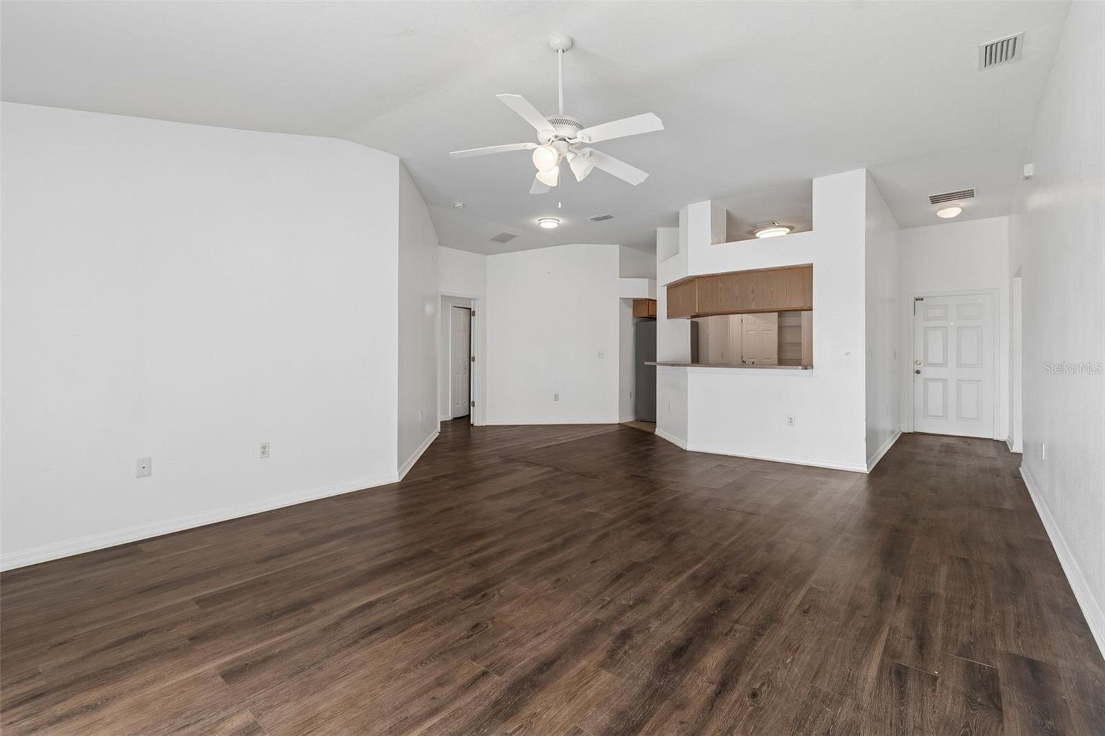 7643 WEEHAWKEN DR, ZEPHYRHILLS, FL, 33540