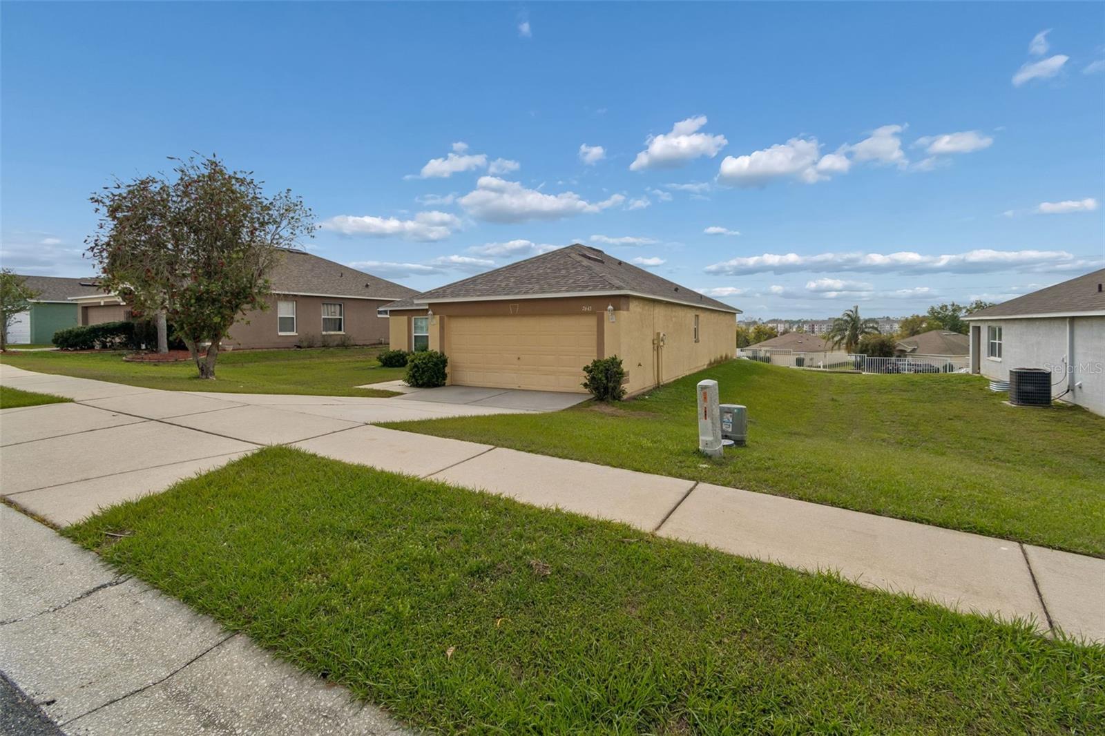 7643 WEEHAWKEN DR, ZEPHYRHILLS, FL, 33540