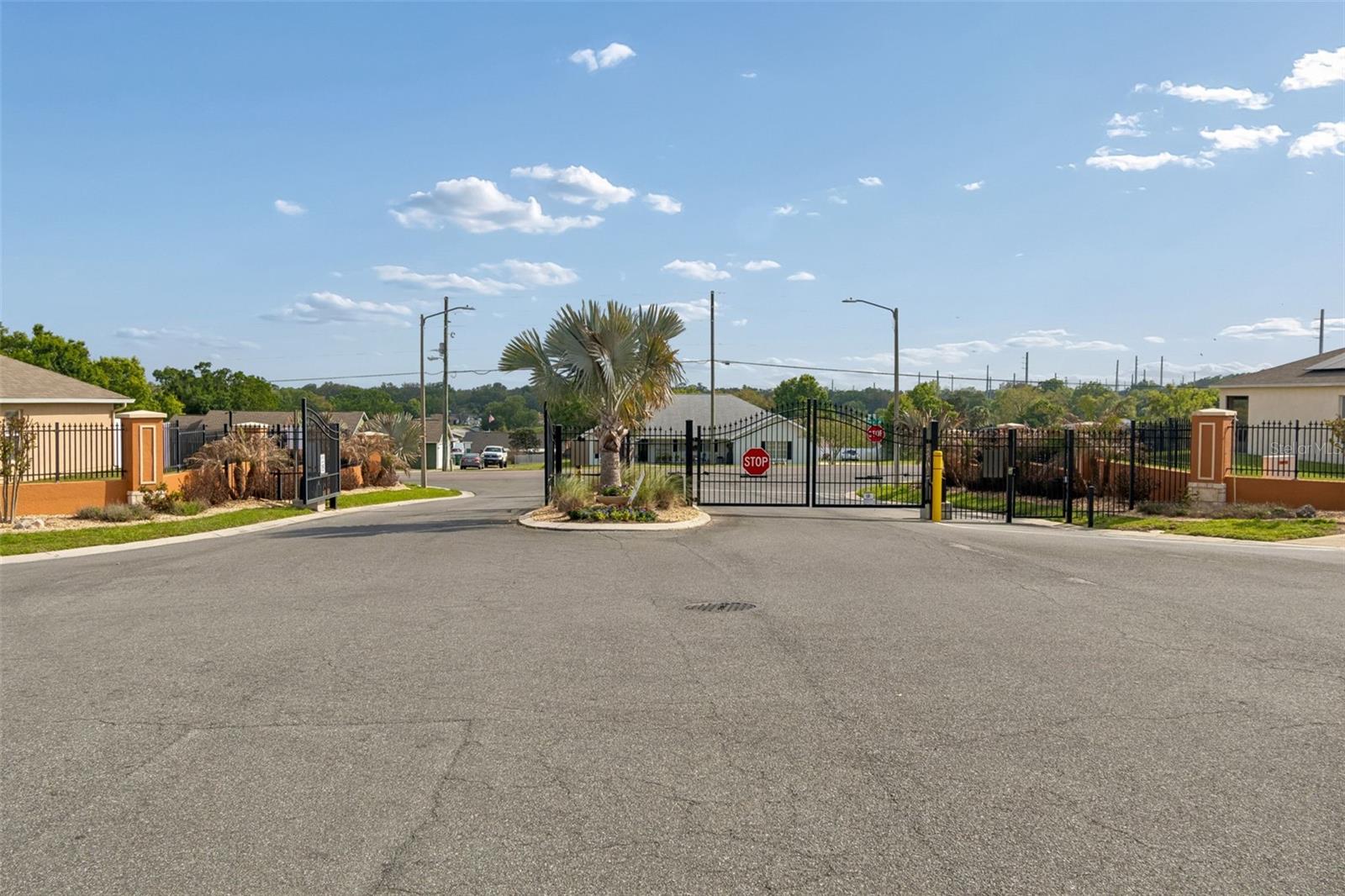 7643 WEEHAWKEN DR, ZEPHYRHILLS, FL, 33540