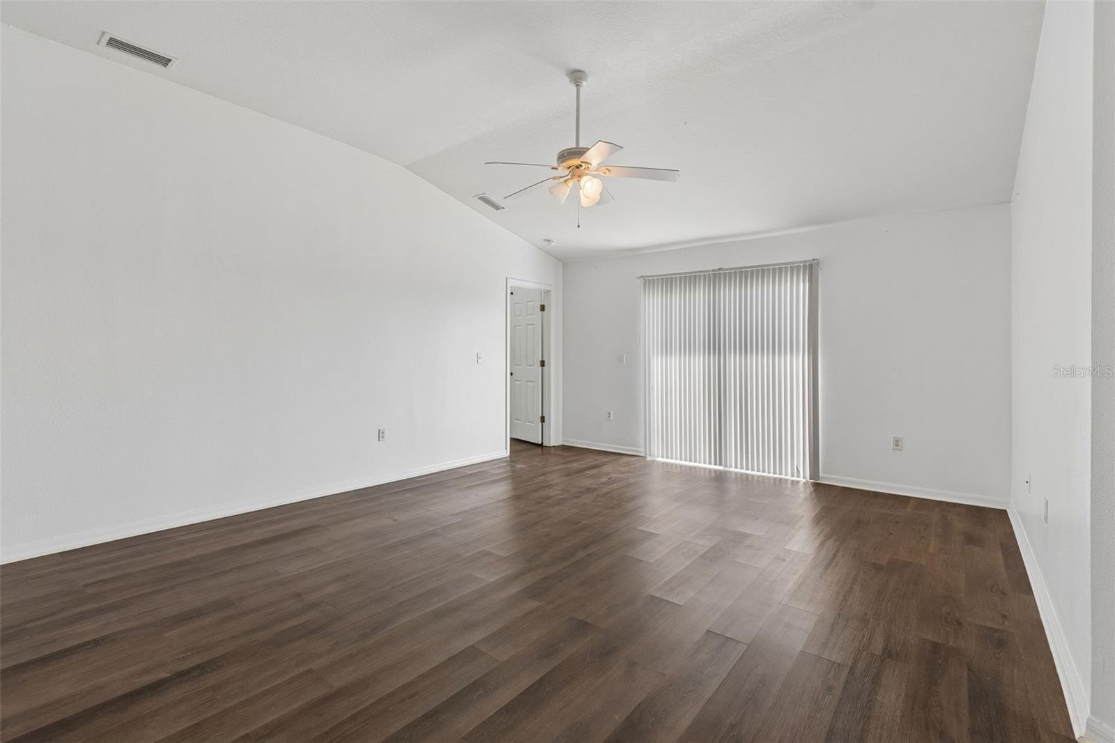 7643 WEEHAWKEN DR, ZEPHYRHILLS, FL, 33540