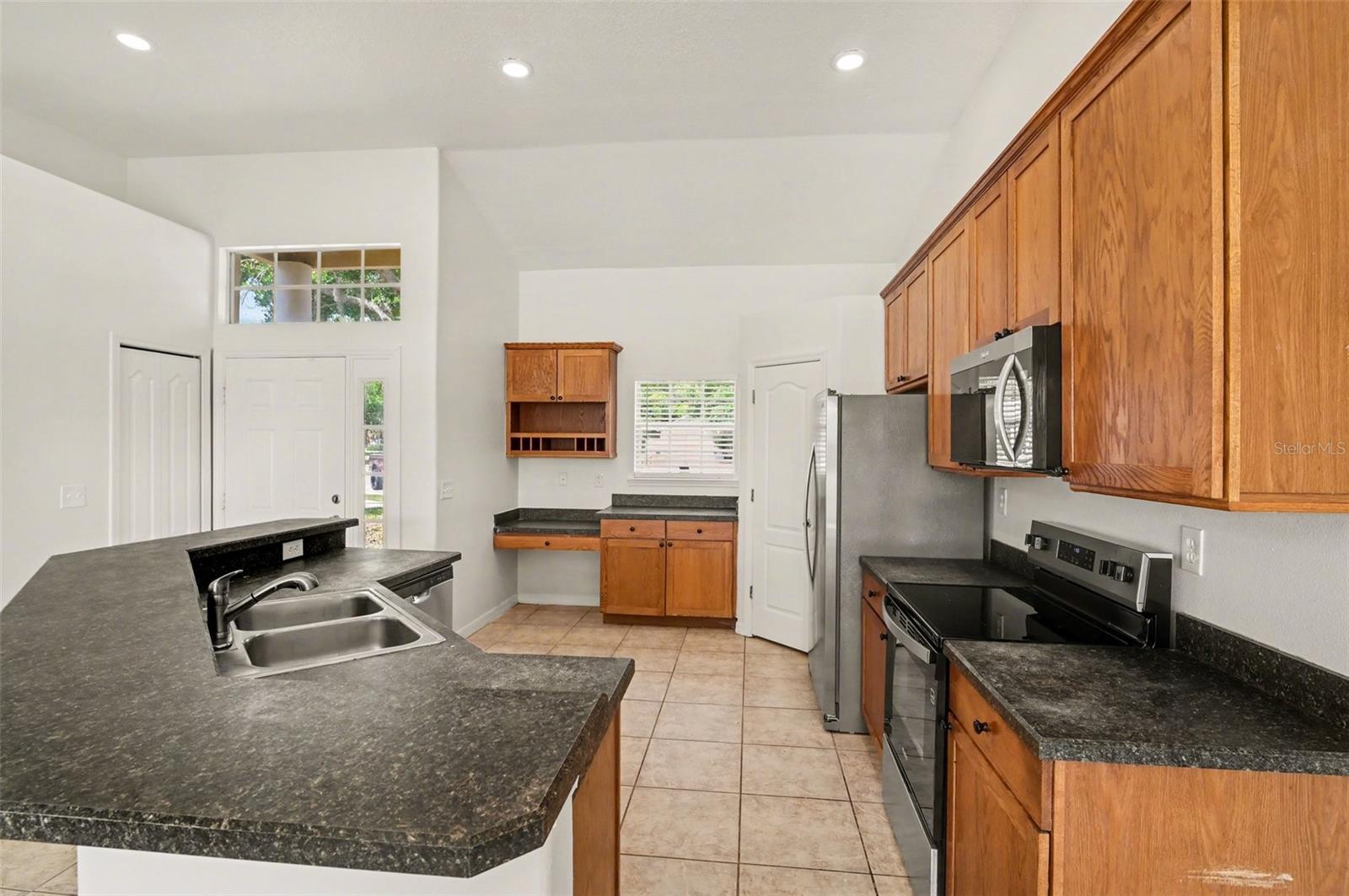 2395 KEY AVE, SANFORD, FL, 32771