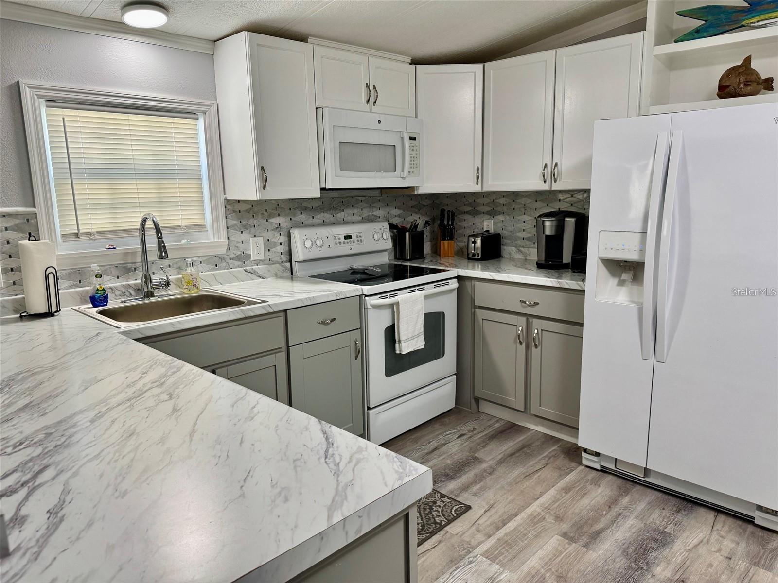 3024 SUNNY HARBOR DR, PUNTA GORDA, FL, 33982