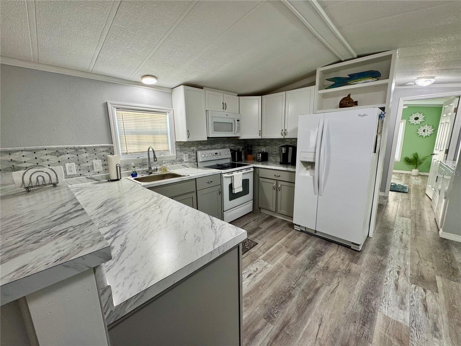 3024 SUNNY HARBOR DR, PUNTA GORDA, FL, 33982