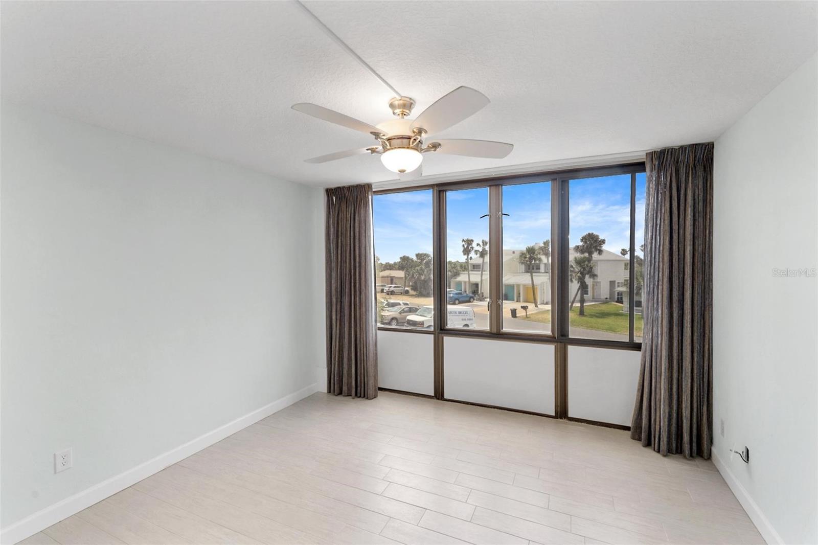 3580 S OCEAN SHORE BLVD #102, FLAGLER BEACH, FL, 32136