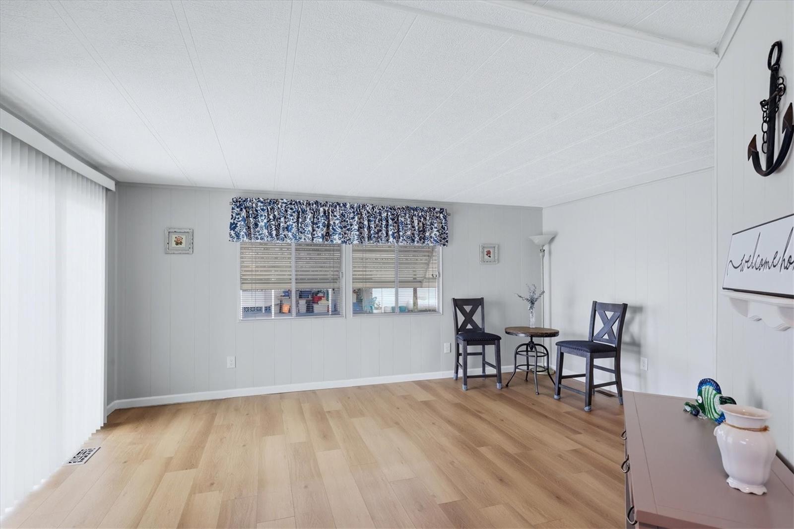 240 VIA DE LUNA, ENGLEWOOD, FL, 34224