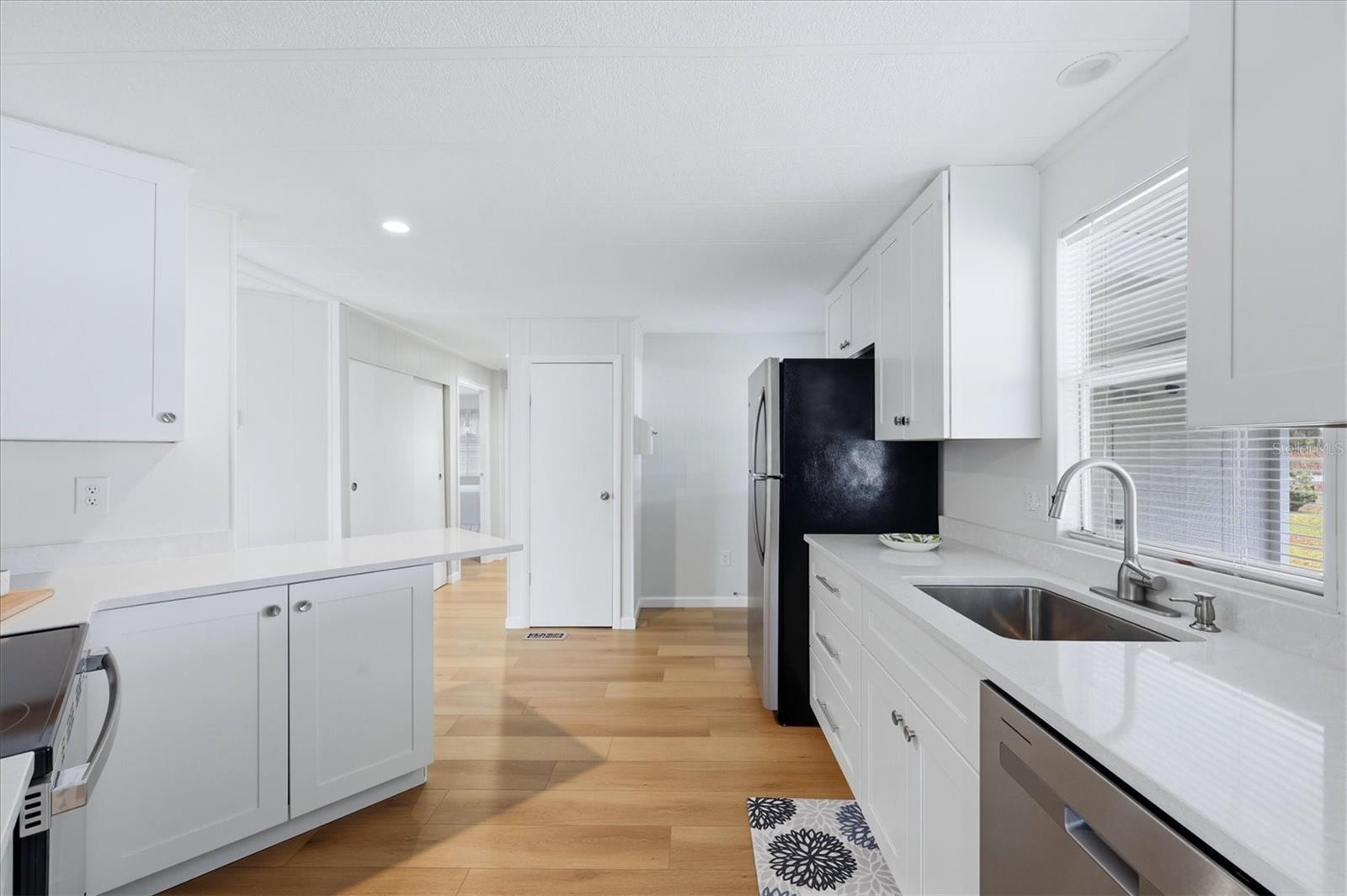 240 VIA DE LUNA, ENGLEWOOD, FL, 34224