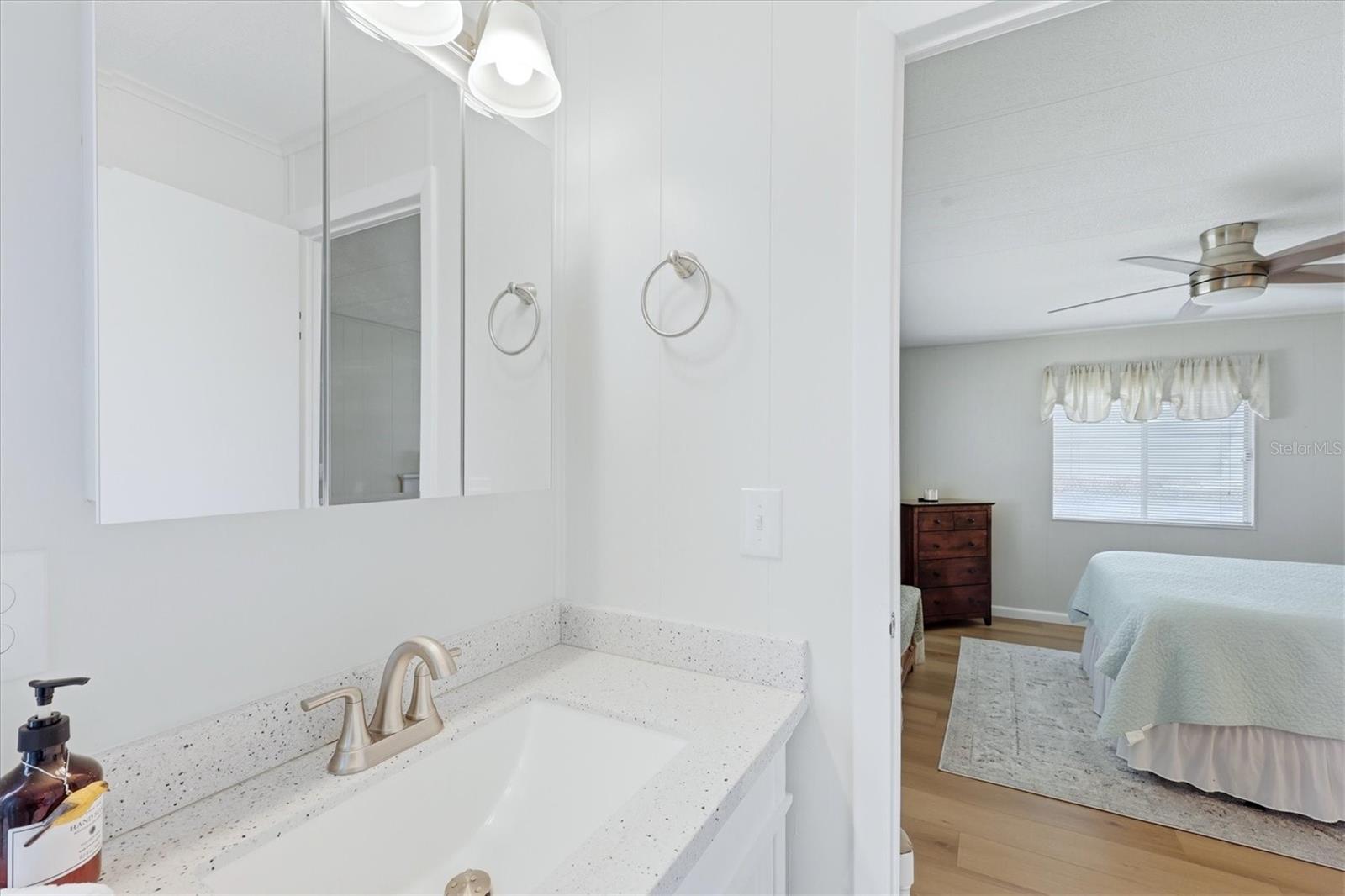 240 VIA DE LUNA, ENGLEWOOD, FL, 34224