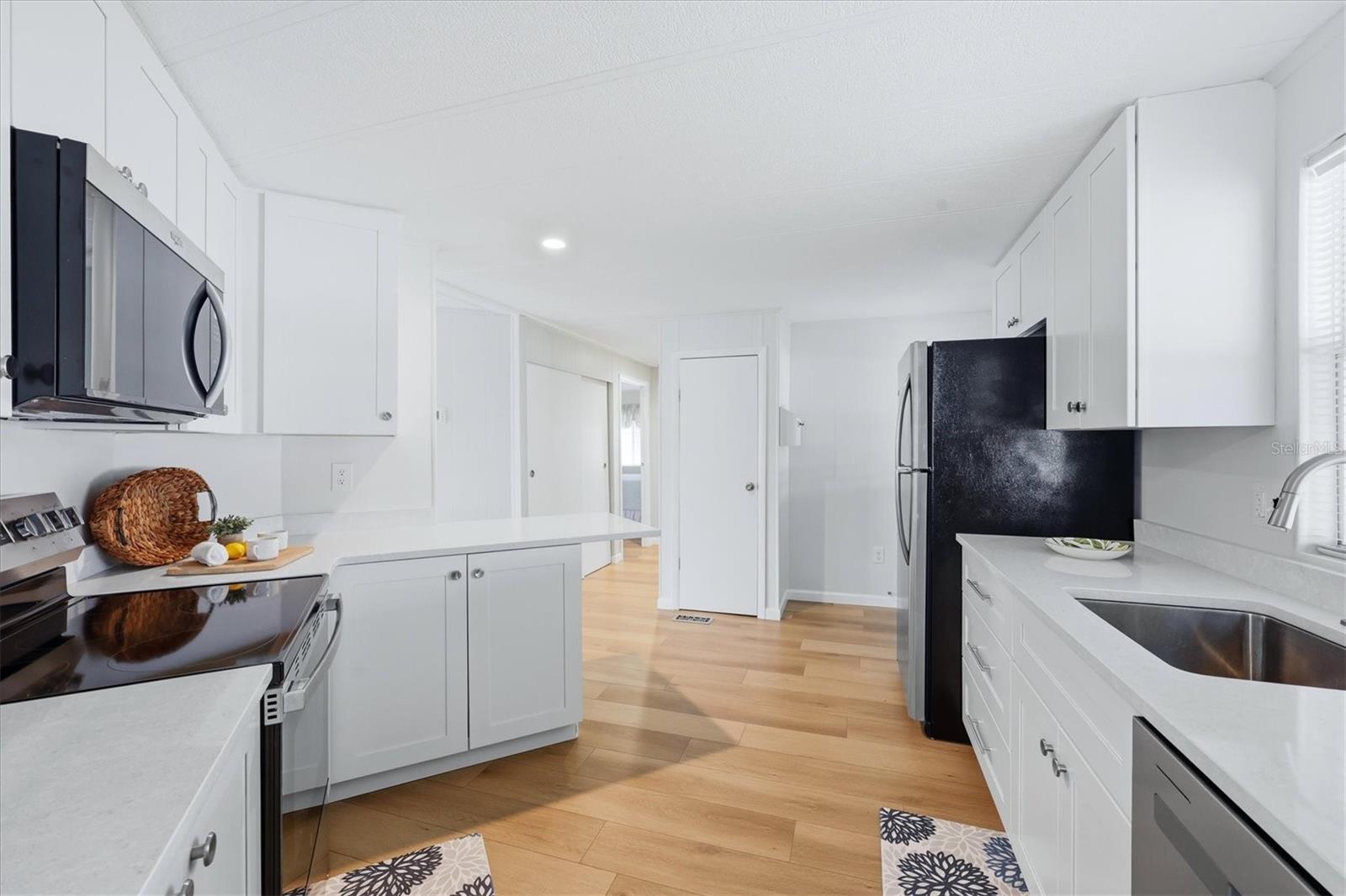 240 VIA DE LUNA, ENGLEWOOD, FL, 34224