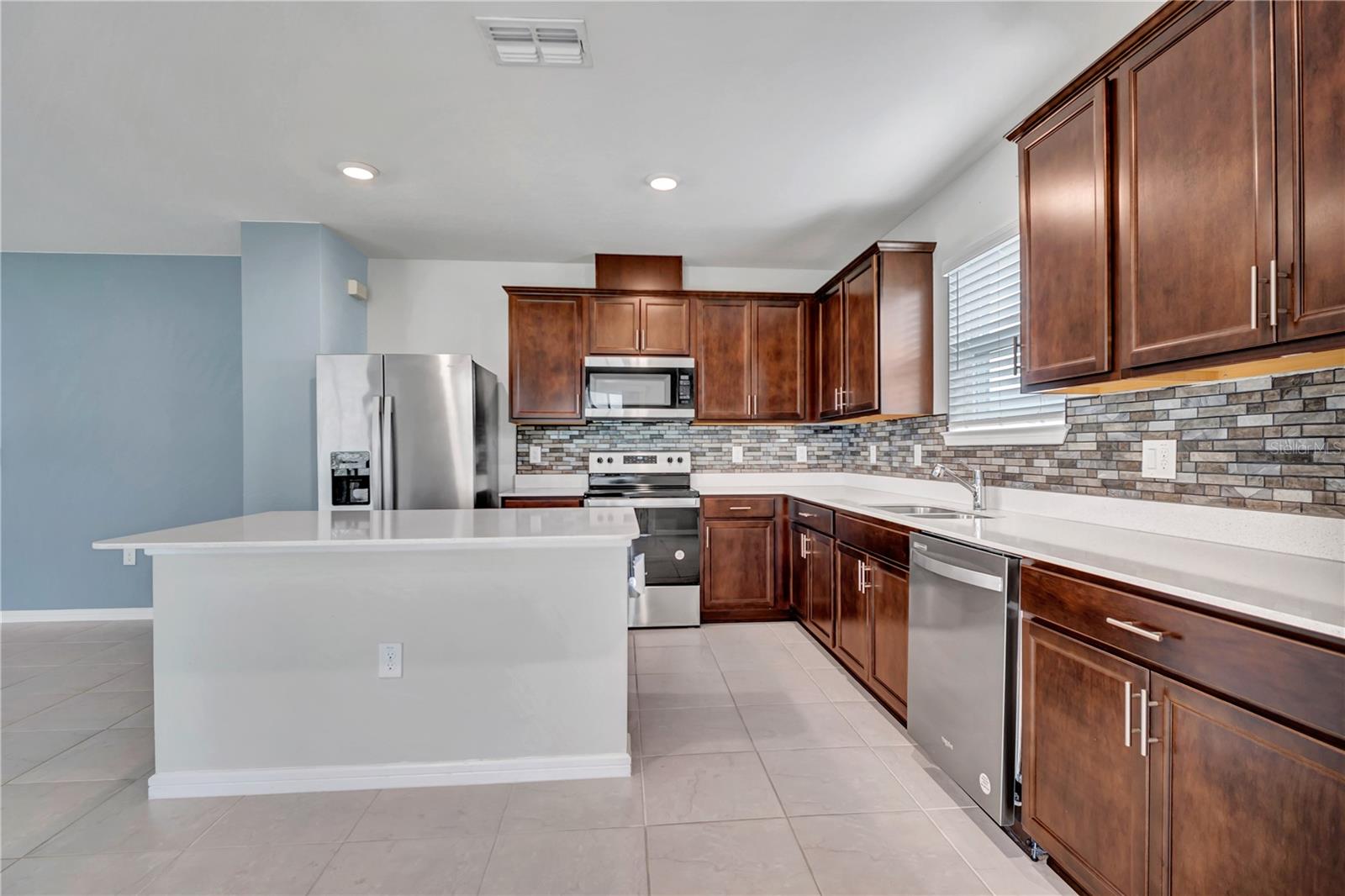 30191 SKYLARK DR, WESLEY CHAPEL, FL, 33545