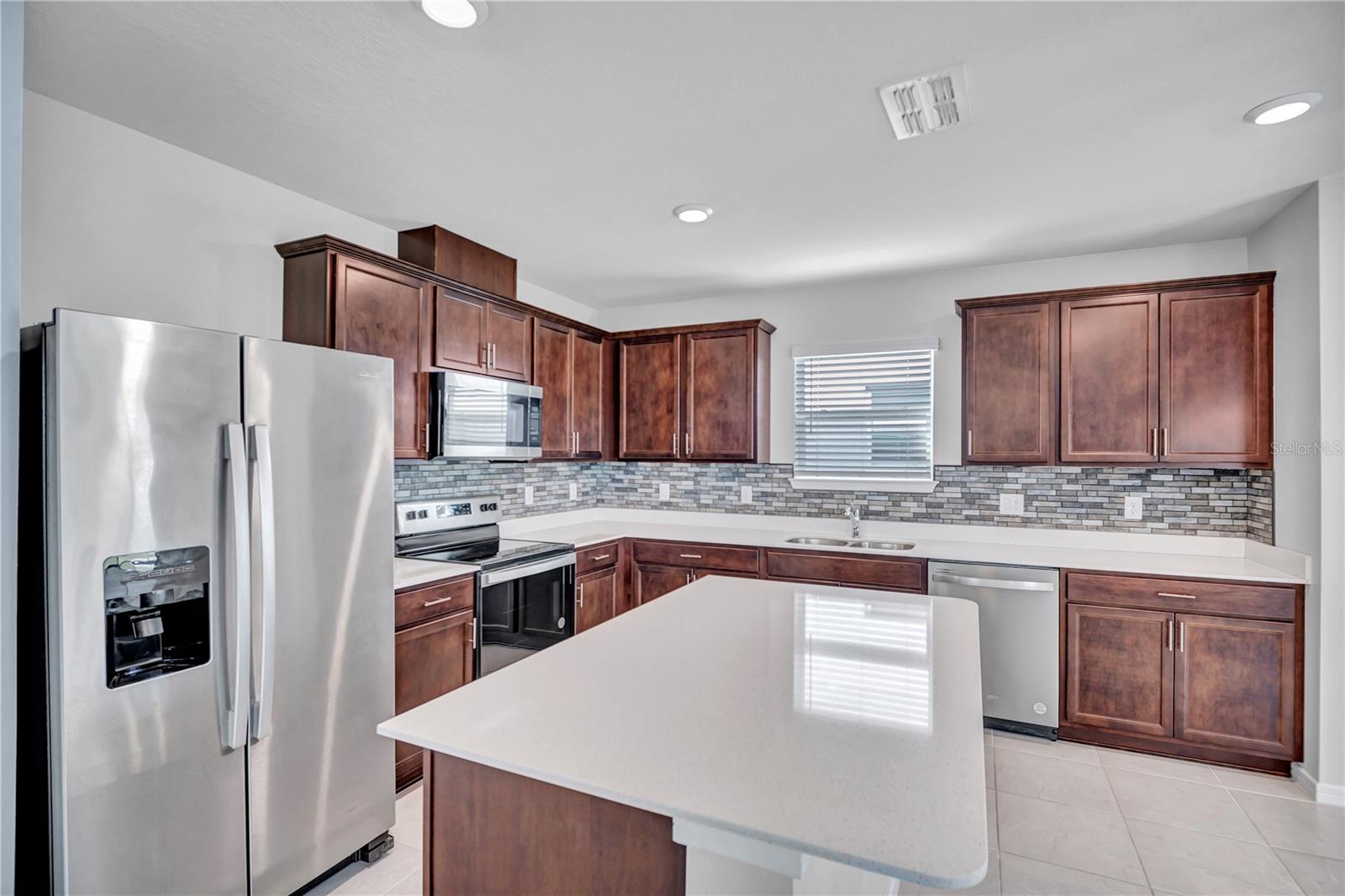 30191 SKYLARK DR, WESLEY CHAPEL, FL, 33545