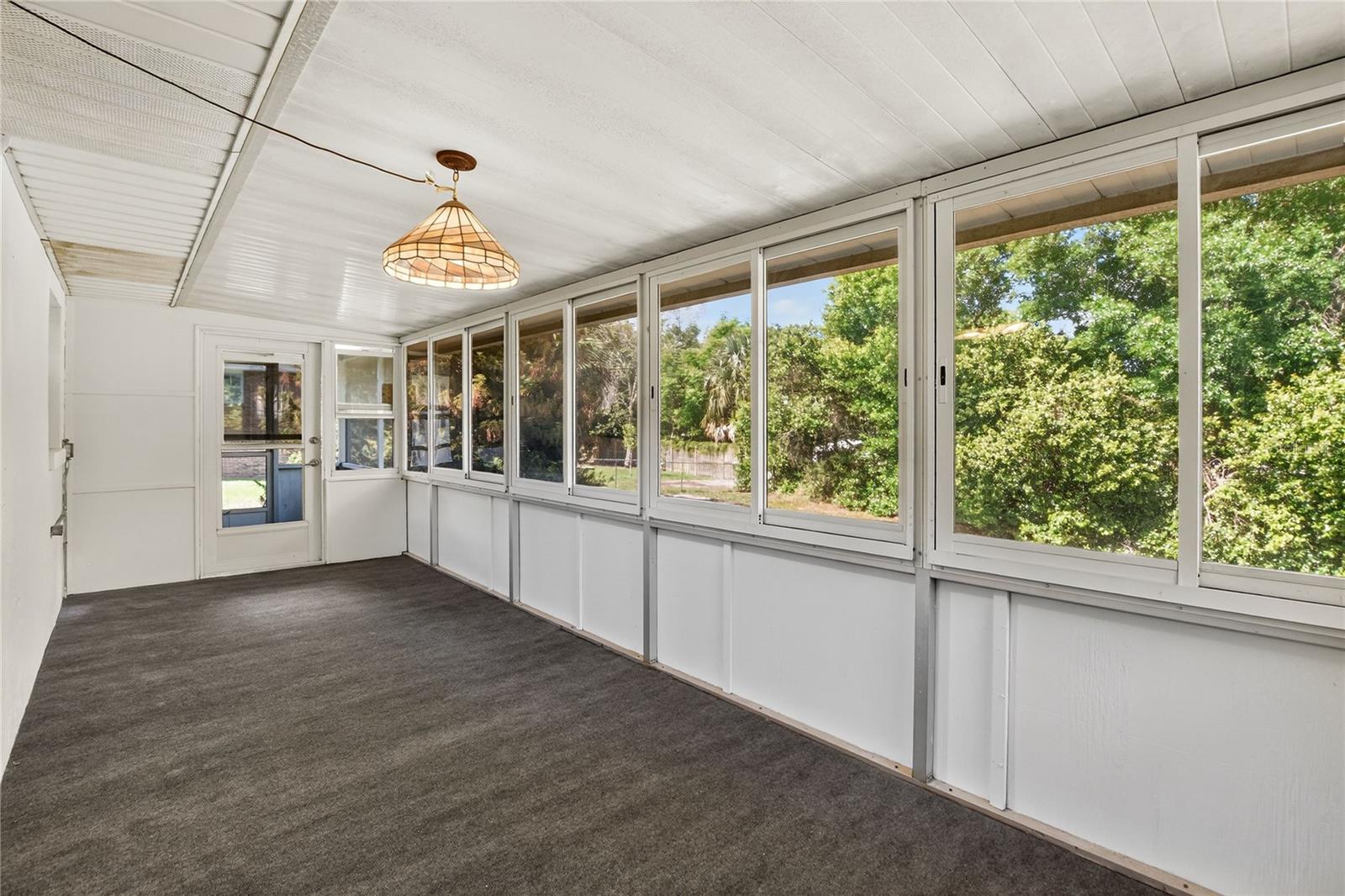 1147 CIRCLE DR, LAKE WALES, FL, 33853