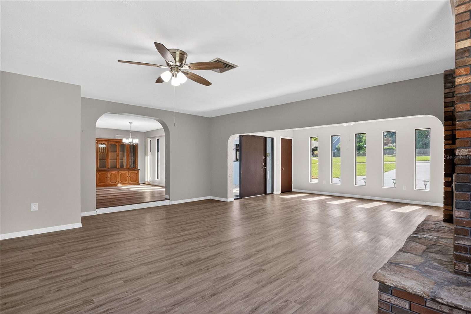 1147 CIRCLE DR, LAKE WALES, FL, 33853