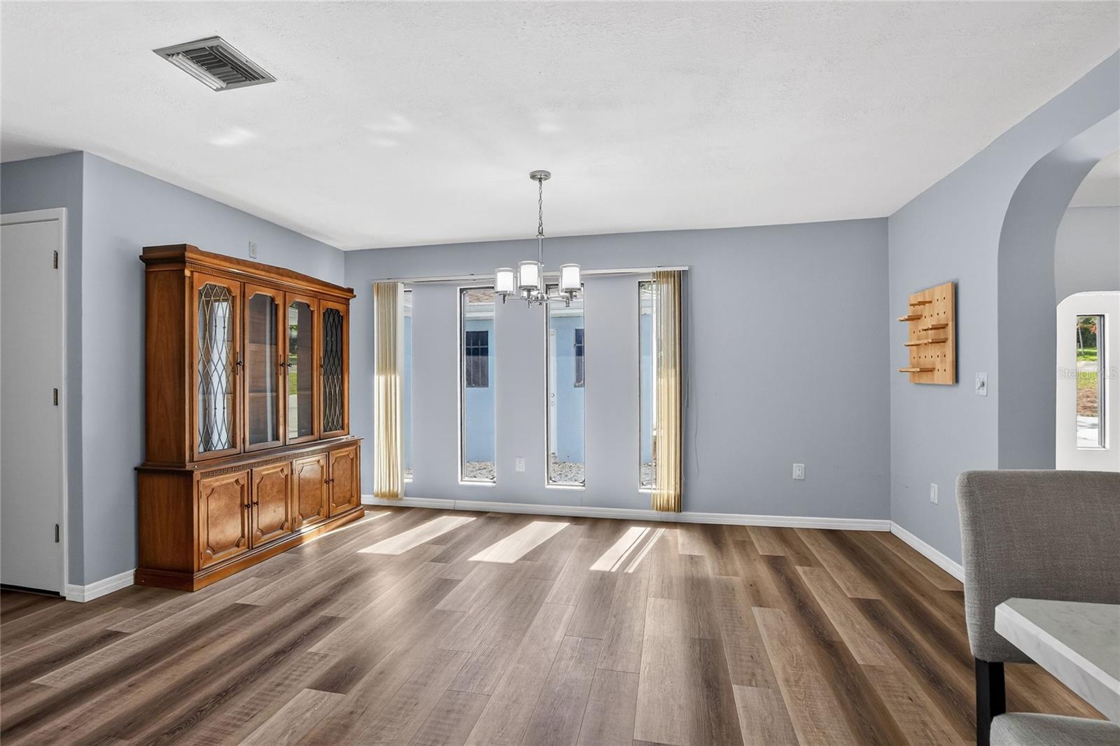 1147 CIRCLE DR, LAKE WALES, FL, 33853